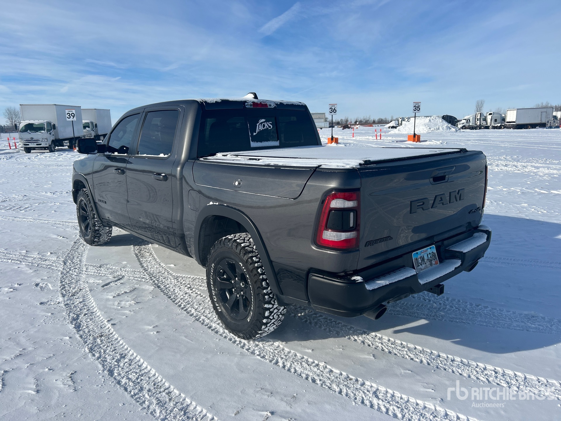 General Appearance with Picture, Left Rear Corner