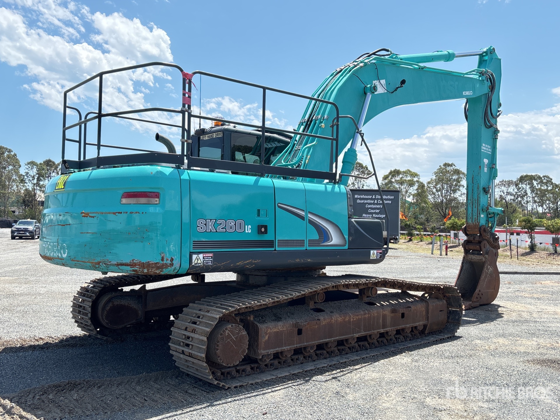 General Appearance with Picture, Right Rear Corner