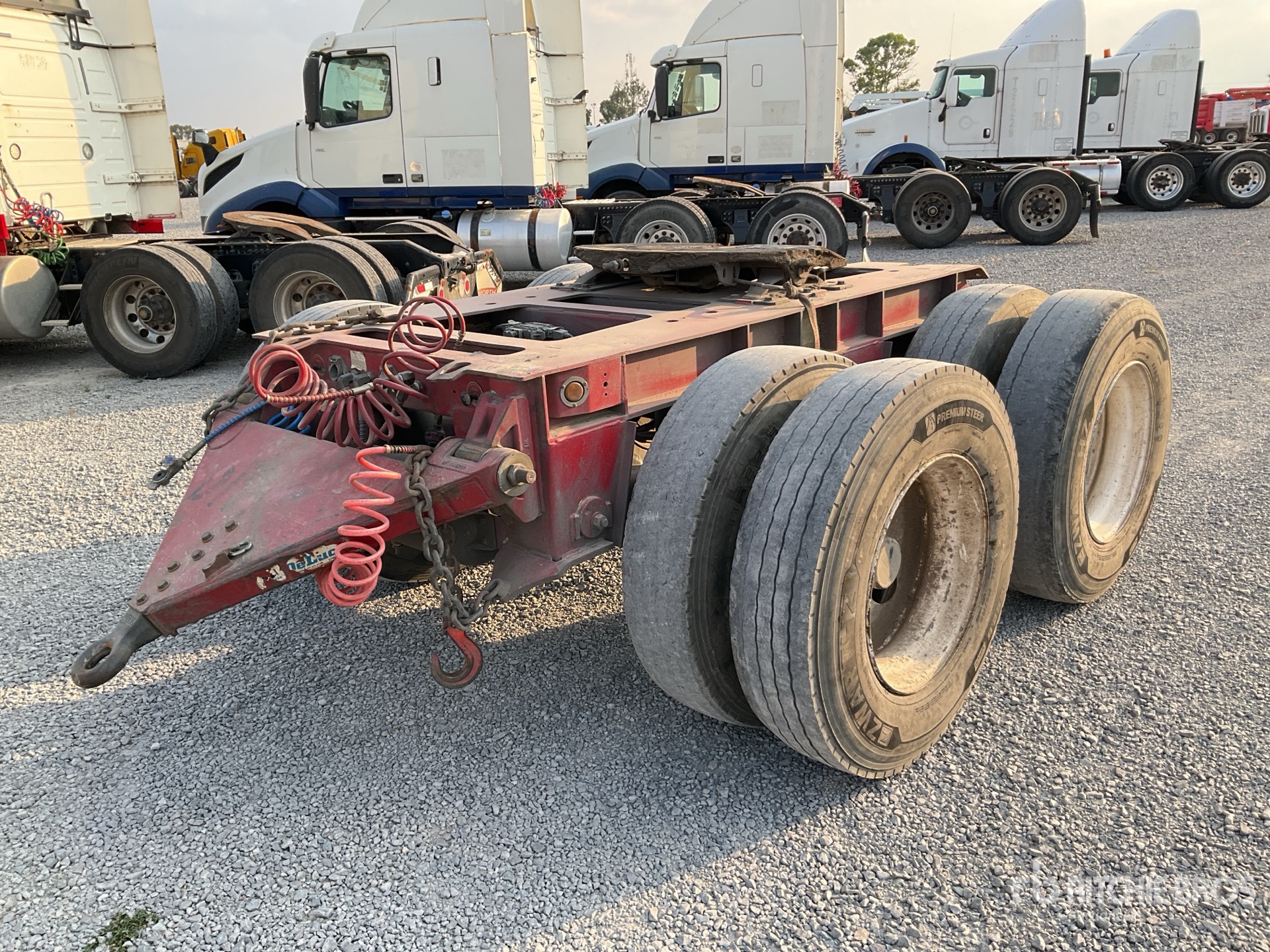 General Appearance with Featured Photo