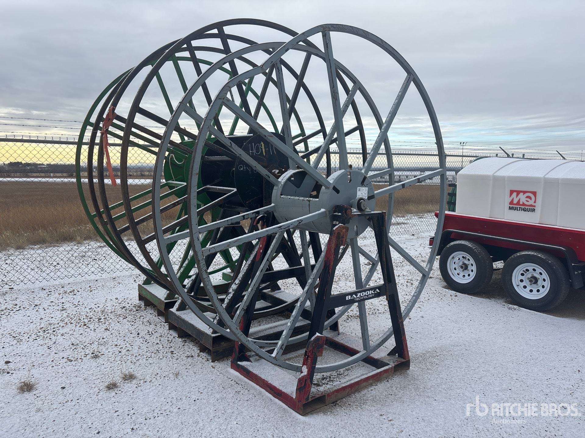 General Appearance with Foto, angolo anteriore destro