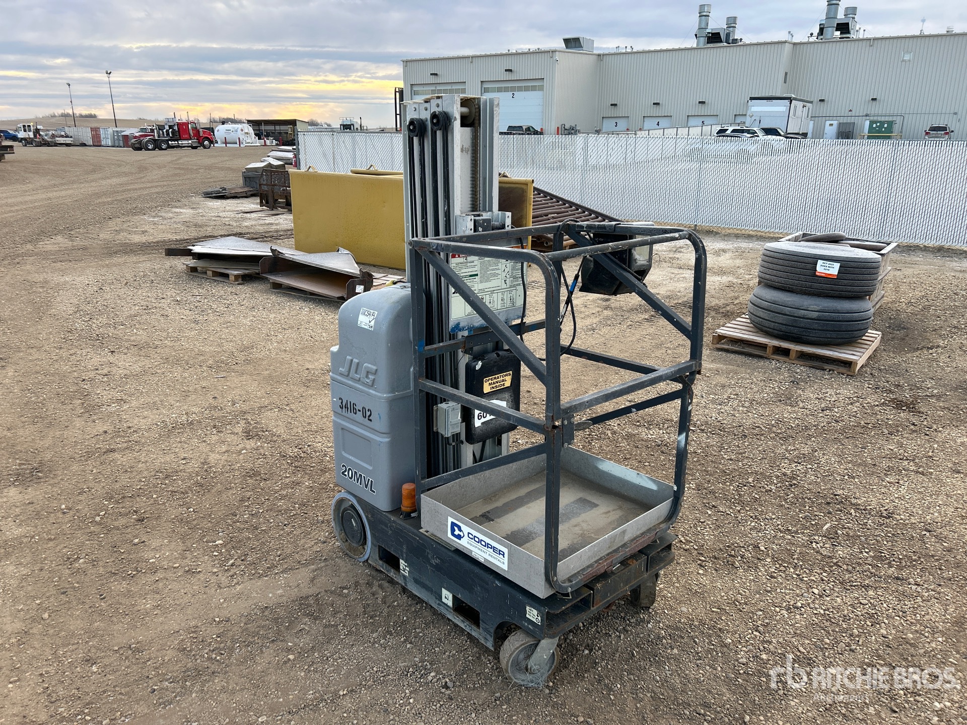 General Appearance with Imagen: esquina delantera derecha