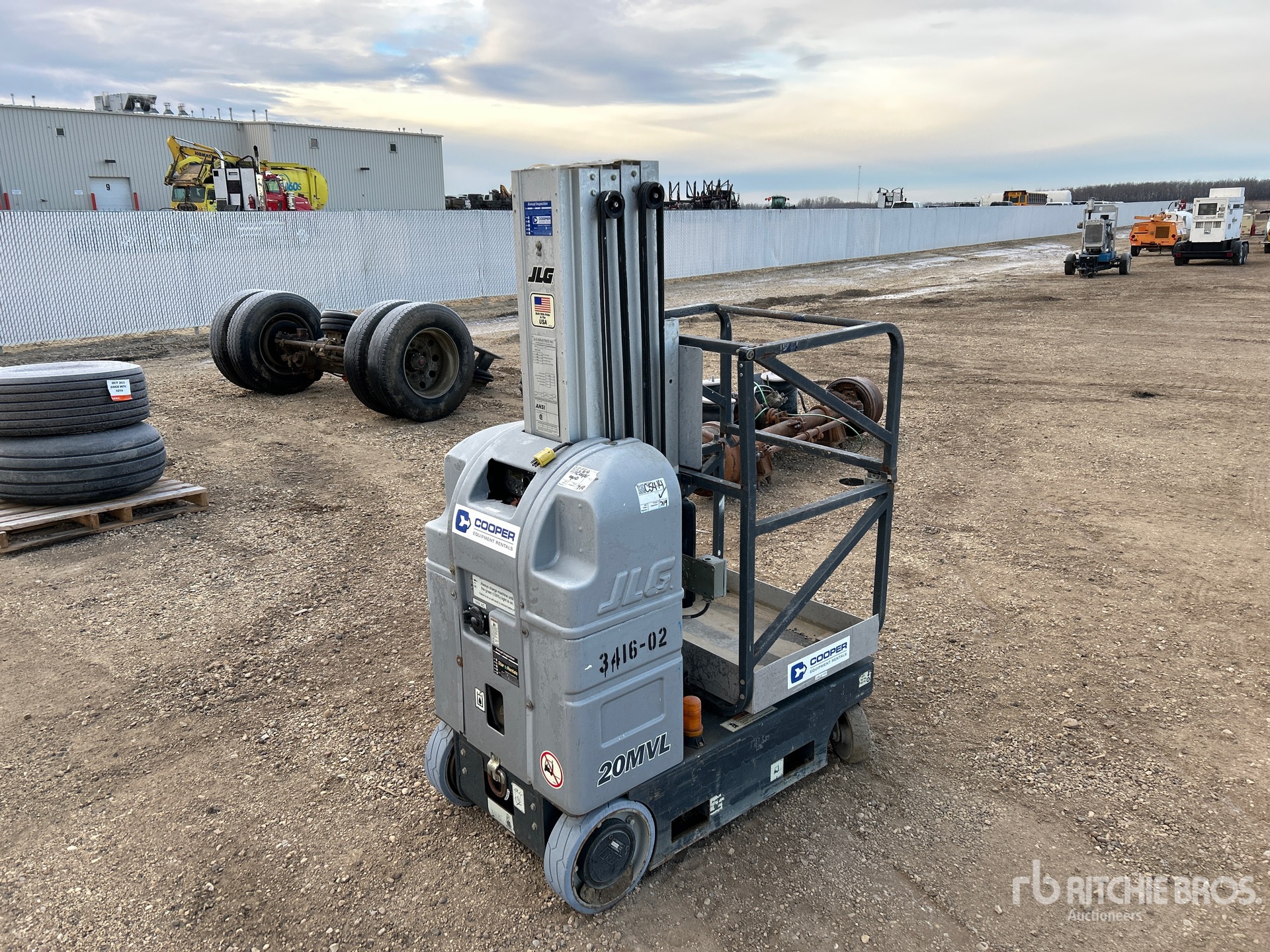 General Appearance with Imagen: esquina trasera derecha