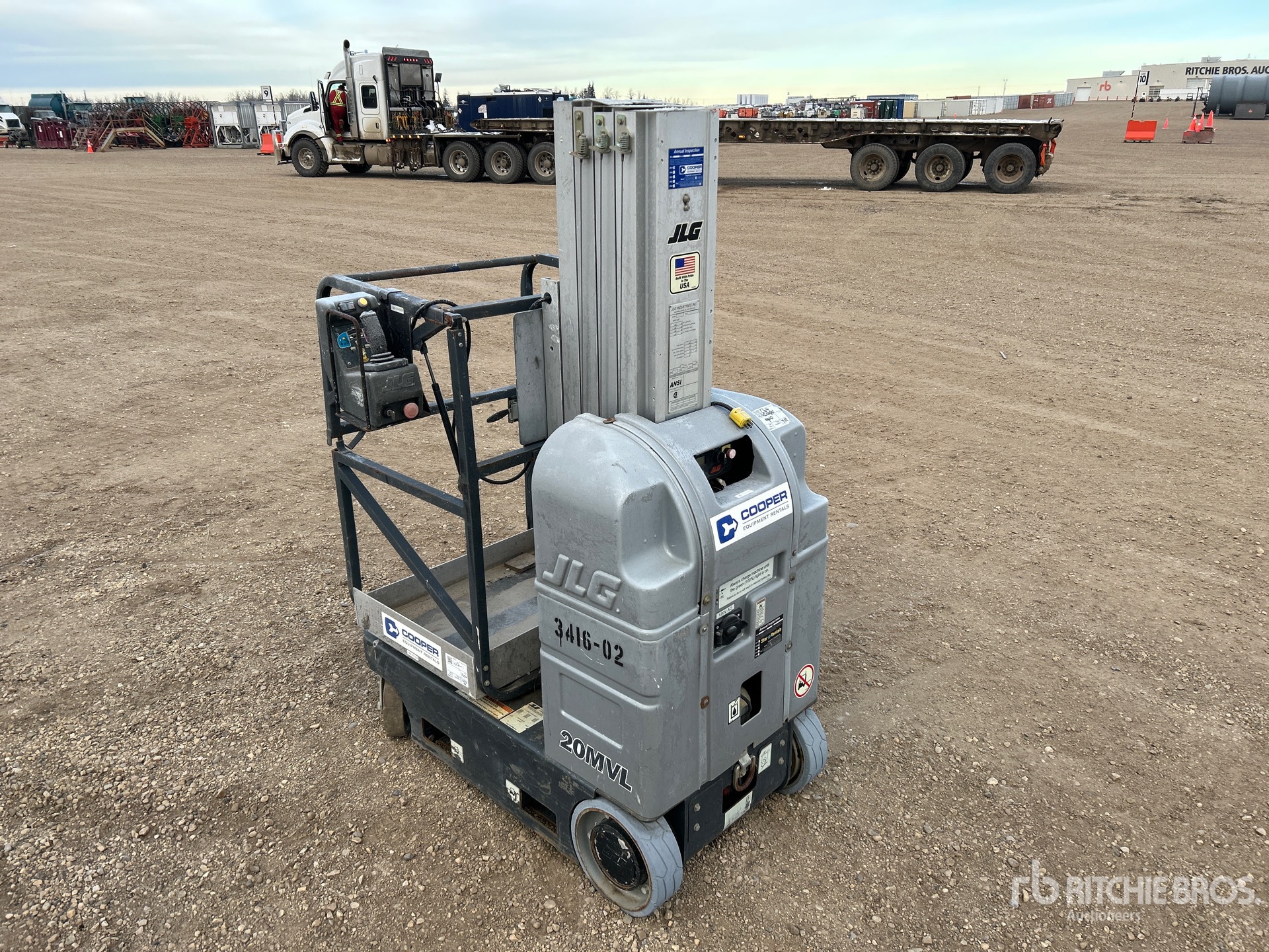 General Appearance with Imagen: esquina trasera izquierda