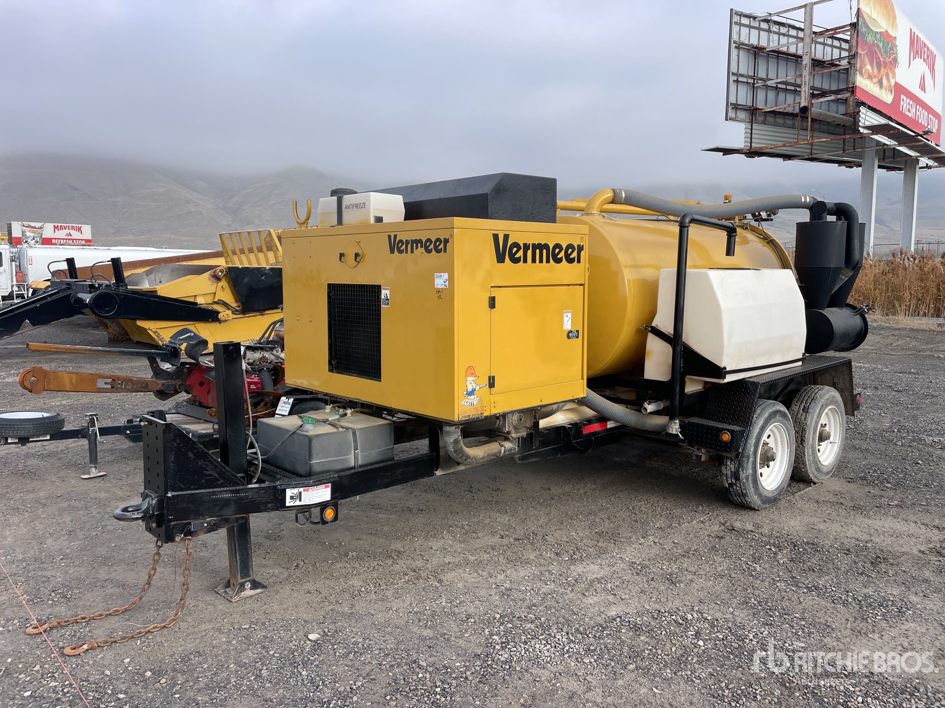 General Appearance with Bild, Ecke vorne links