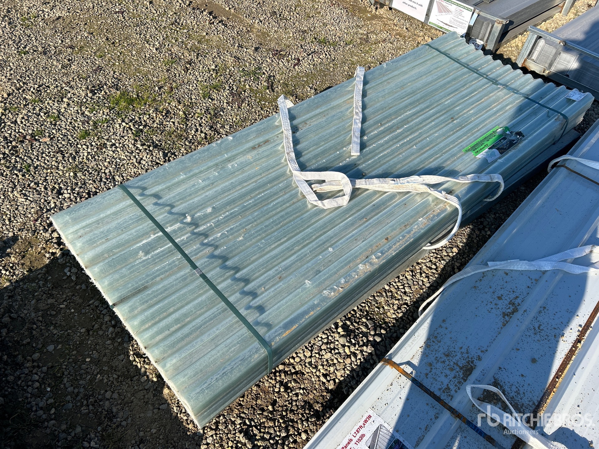 General Appearance with Bild, Ecke hinten links