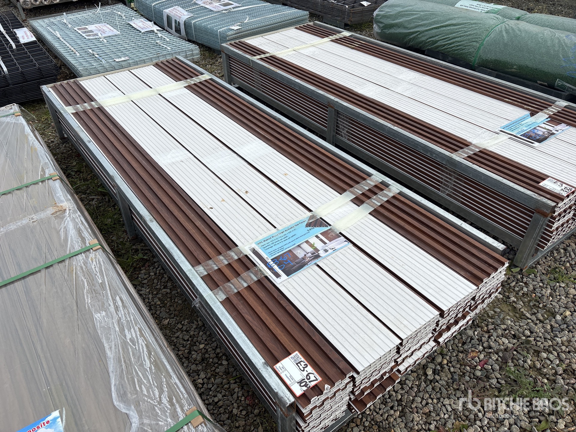 General Appearance with Image, coin avant droit