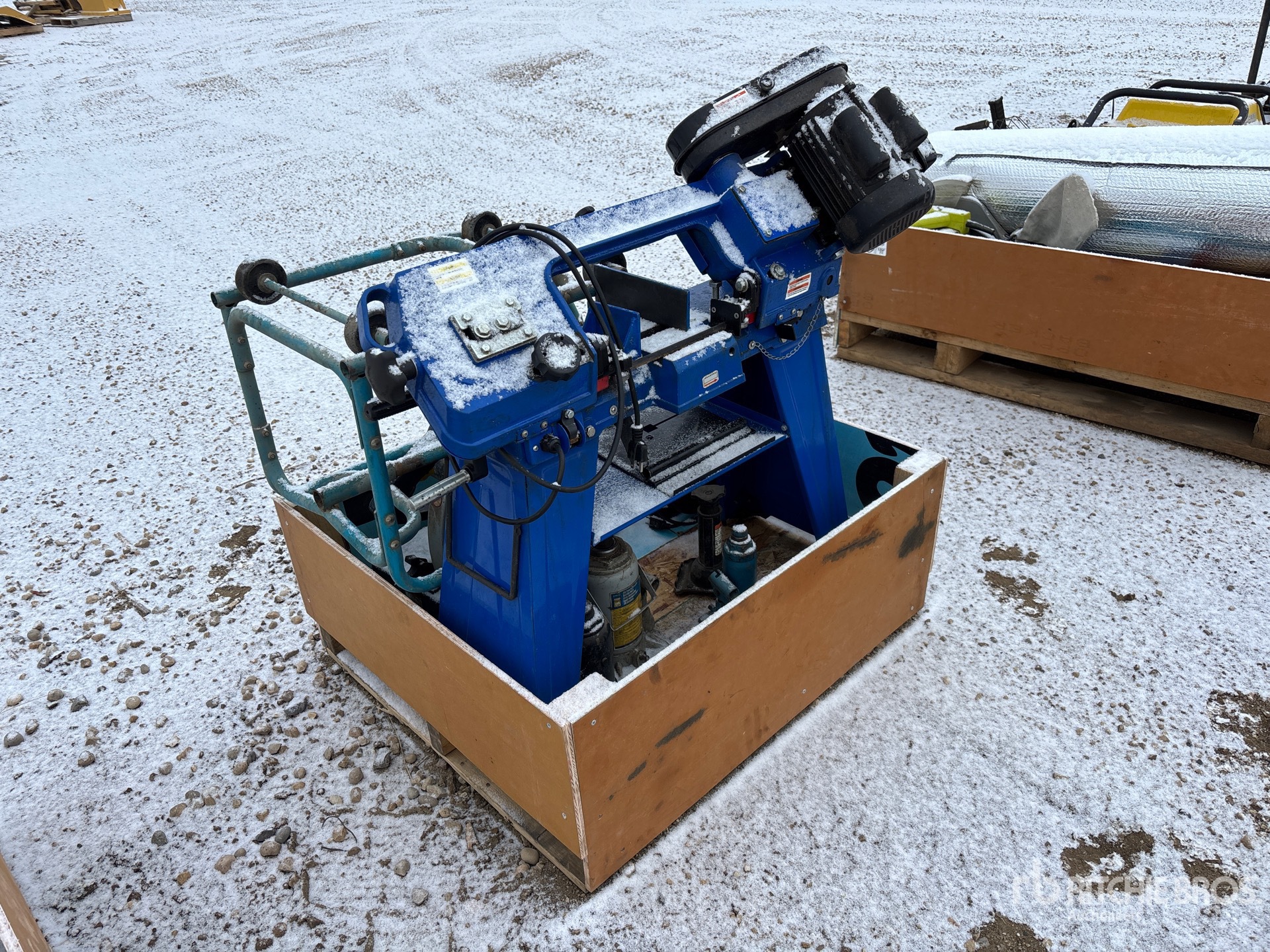 General Appearance with Foto, angolo posteriore sinistro