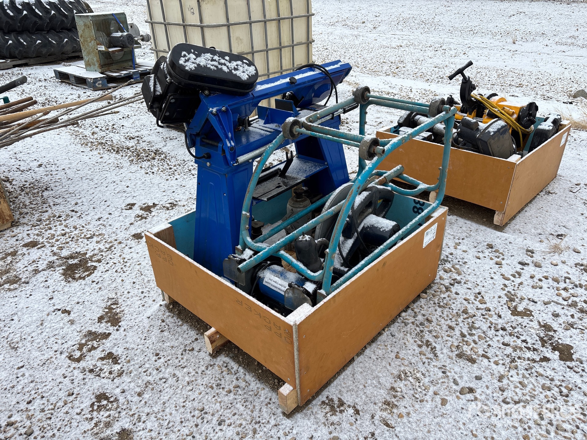 General Appearance with Foto, angolo anteriore destro