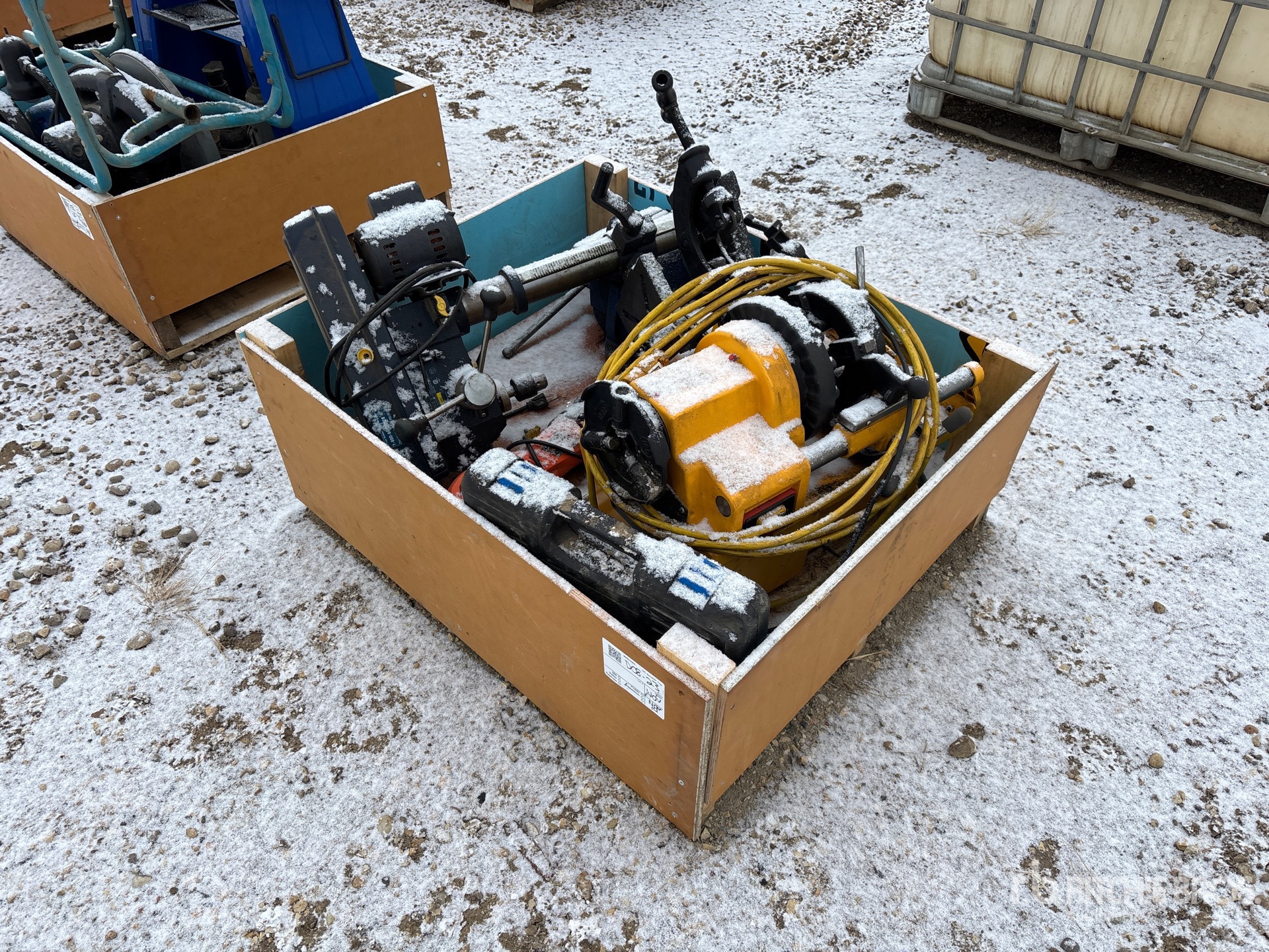 General Appearance with Foto, angolo posteriore sinistro