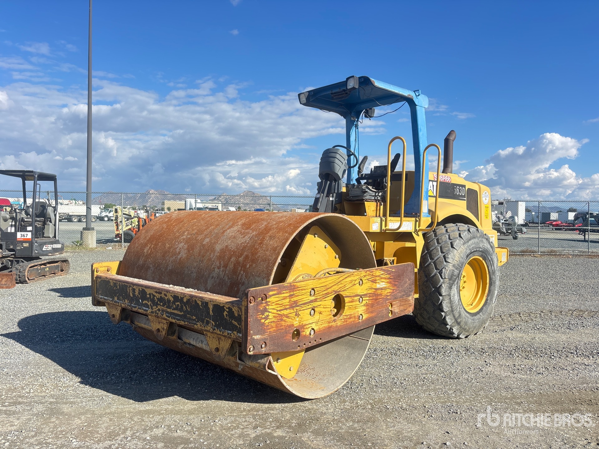 General Appearance with Featured Photo