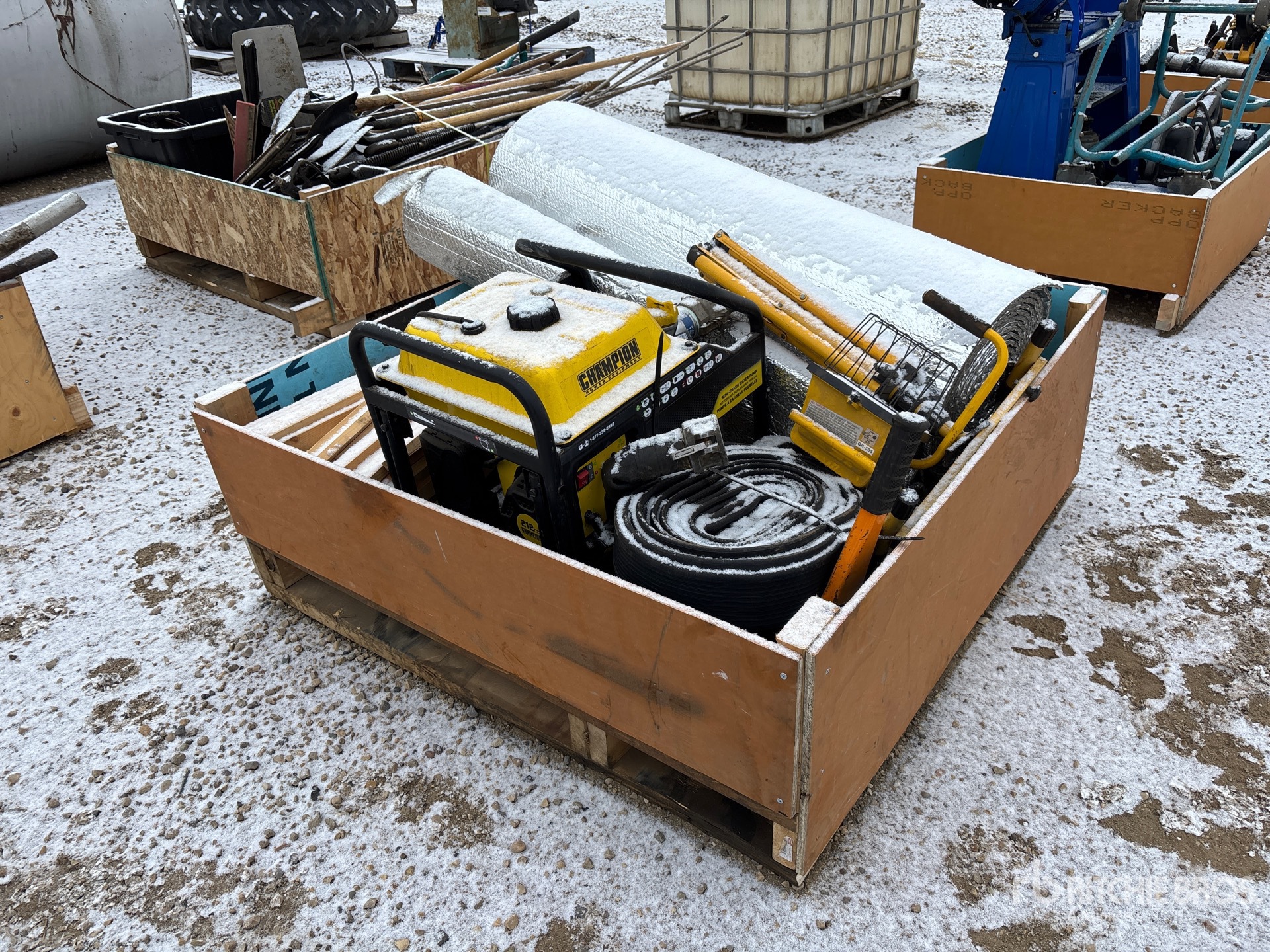 General Appearance with Bild, Ecke hinten rechts