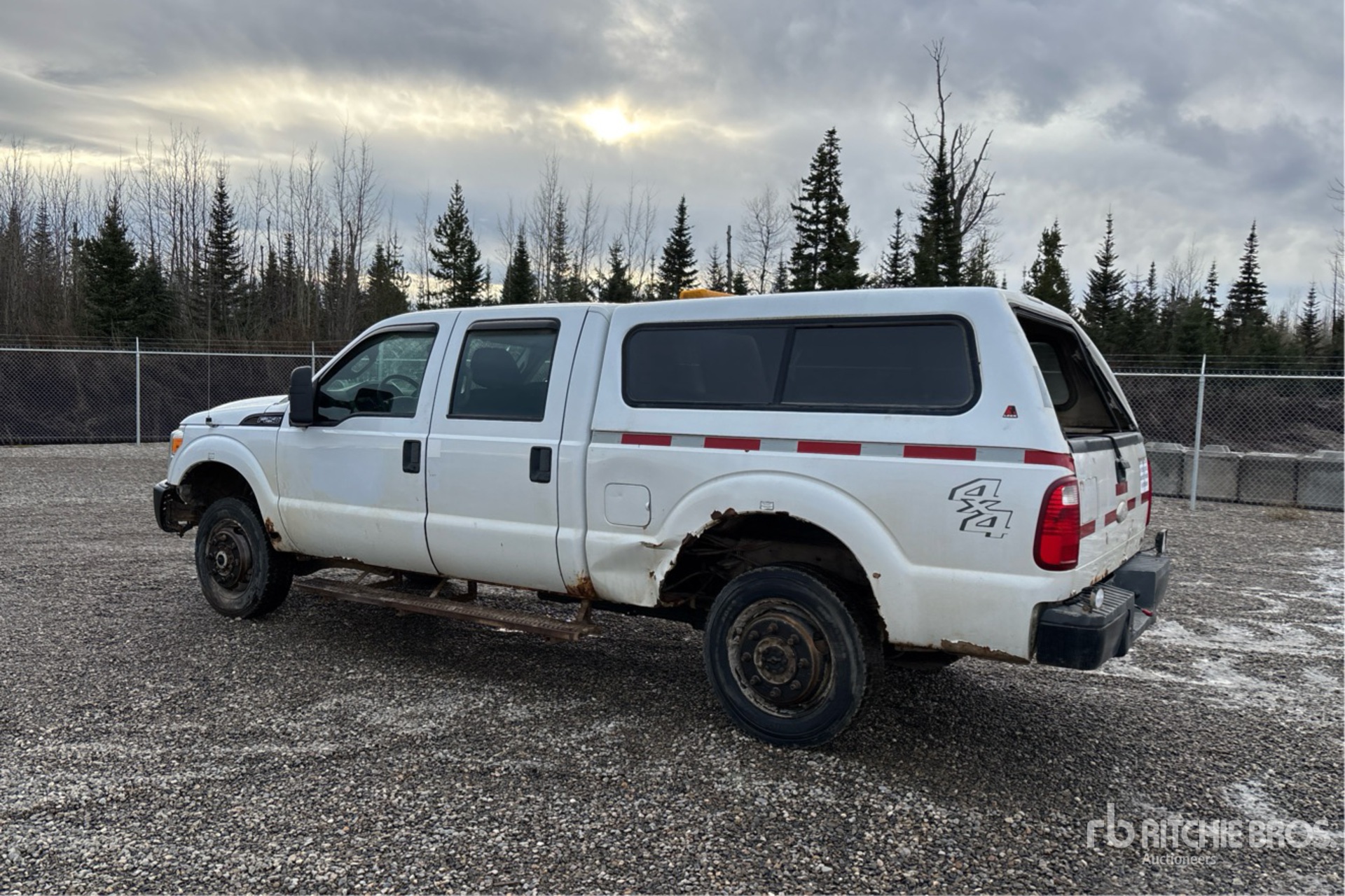 General Appearance with Imagen: esquina trasera izquierda