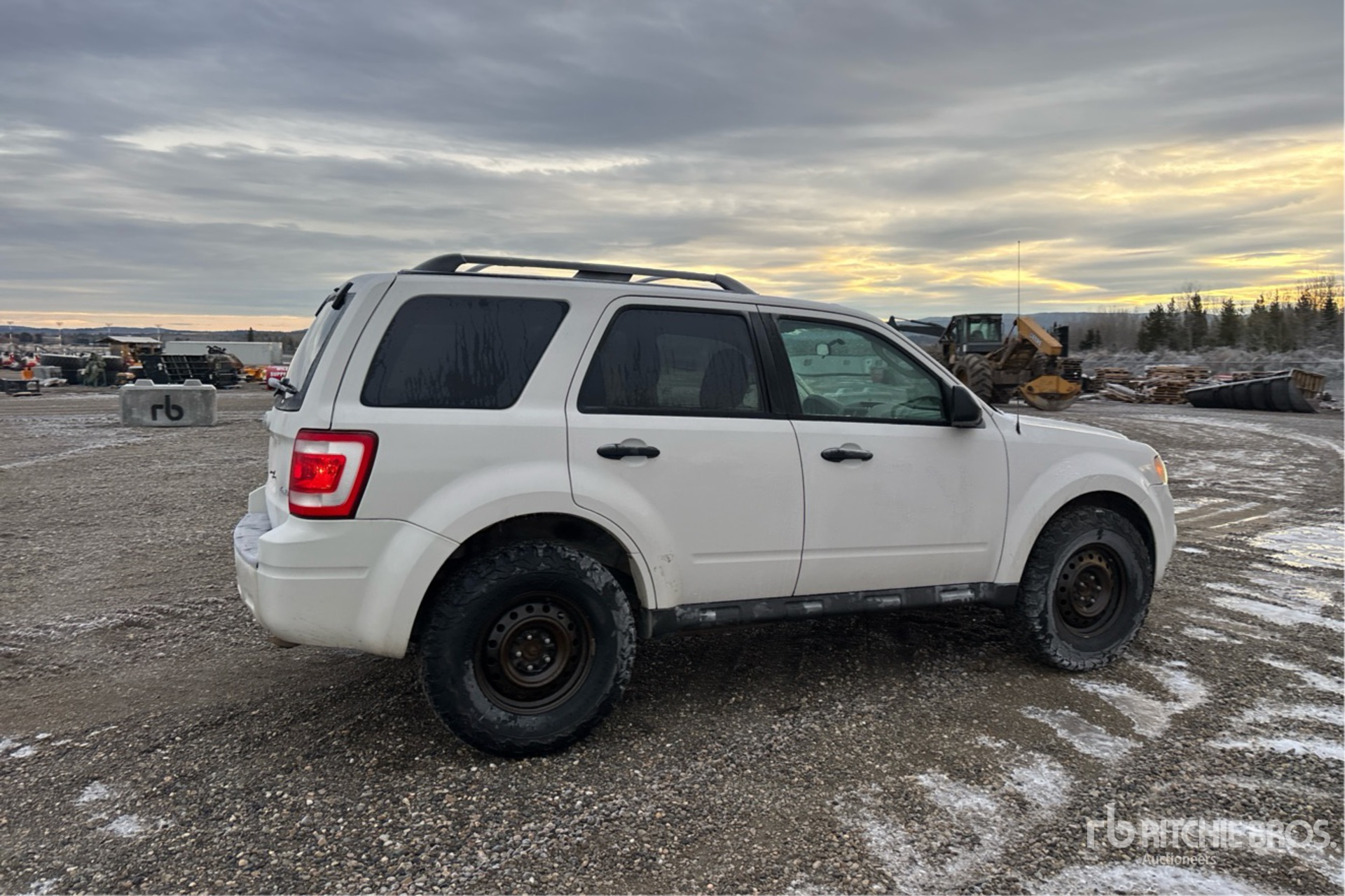 General Appearance with Imagen: esquina trasera derecha