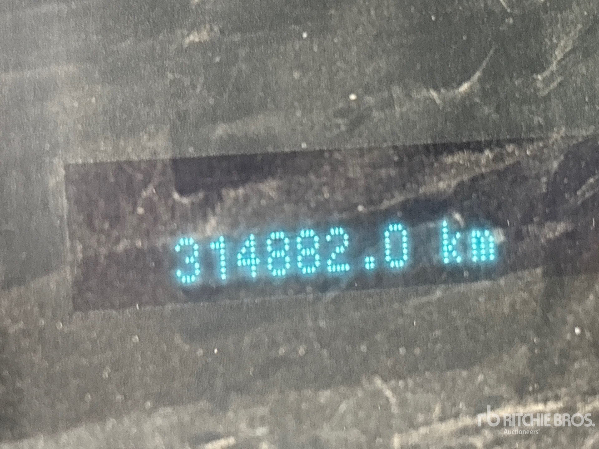 General Appearance with Horímetro / Odómetro