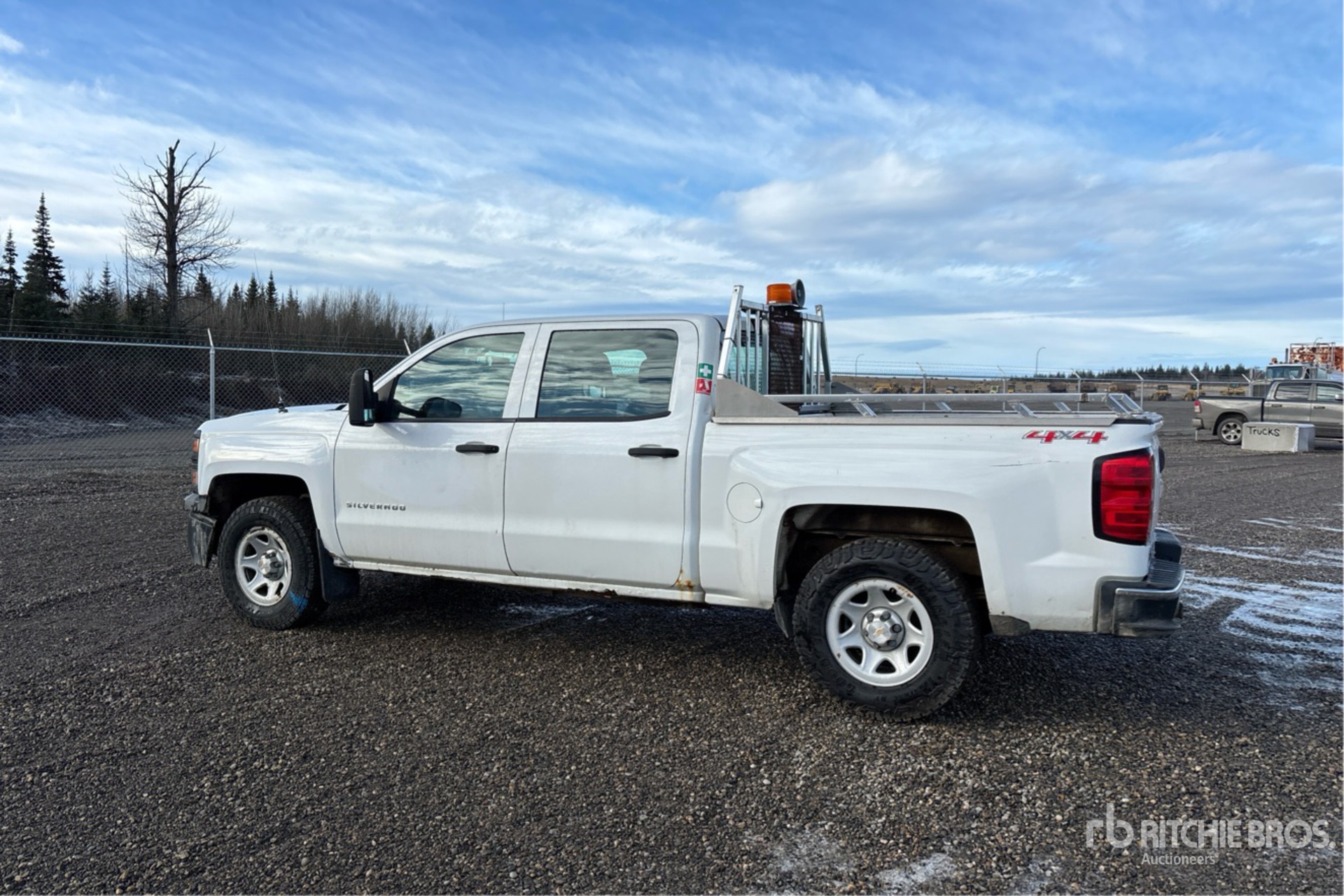 General Appearance with Imagen: esquina trasera izquierda