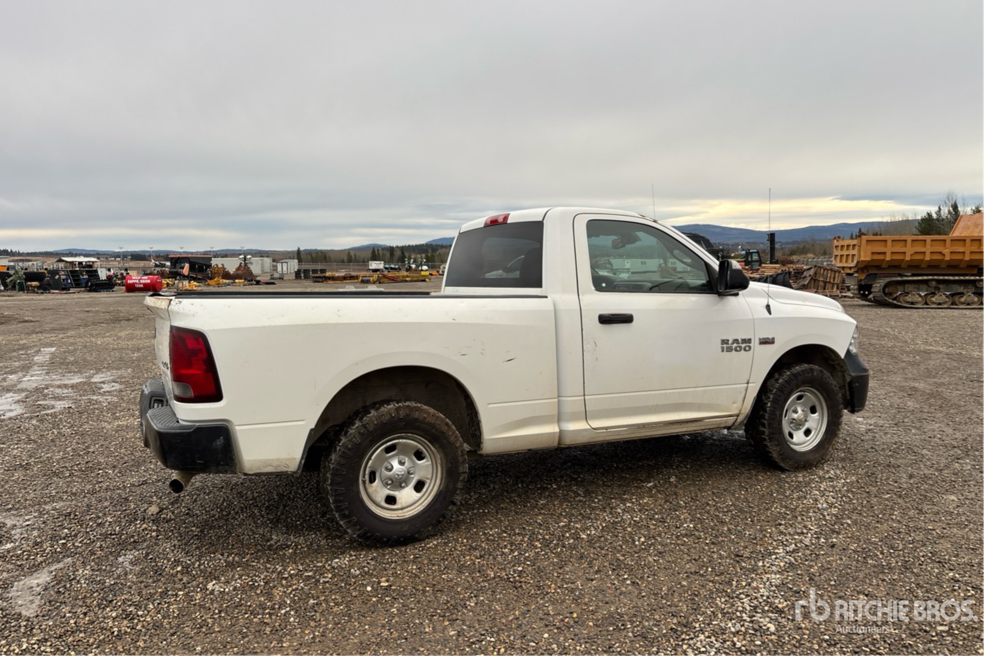 General Appearance with Foto, angolo anteriore sinistro