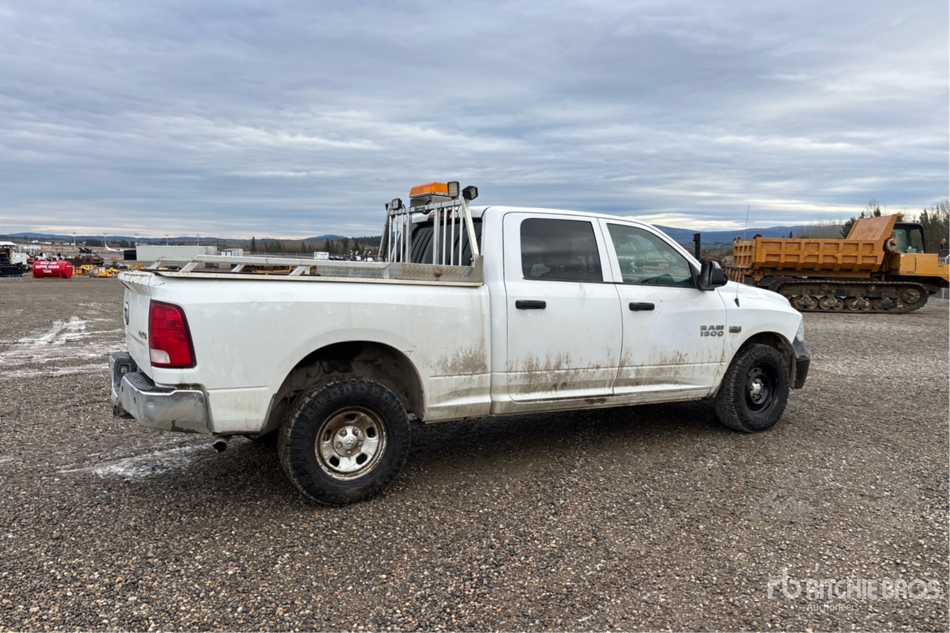 General Appearance with Imagen: esquina trasera derecha