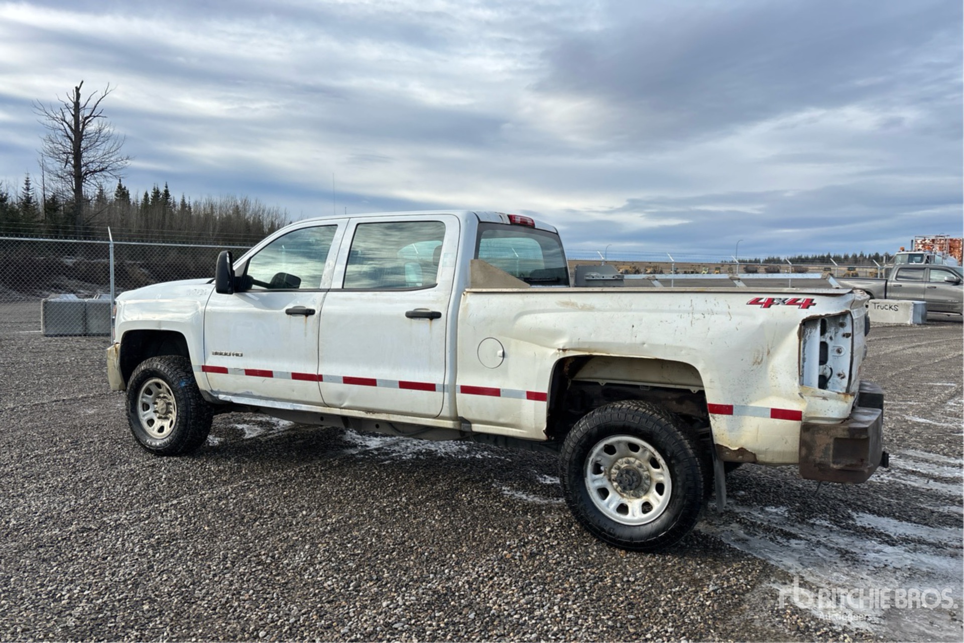 General Appearance with Imagen: esquina trasera izquierda