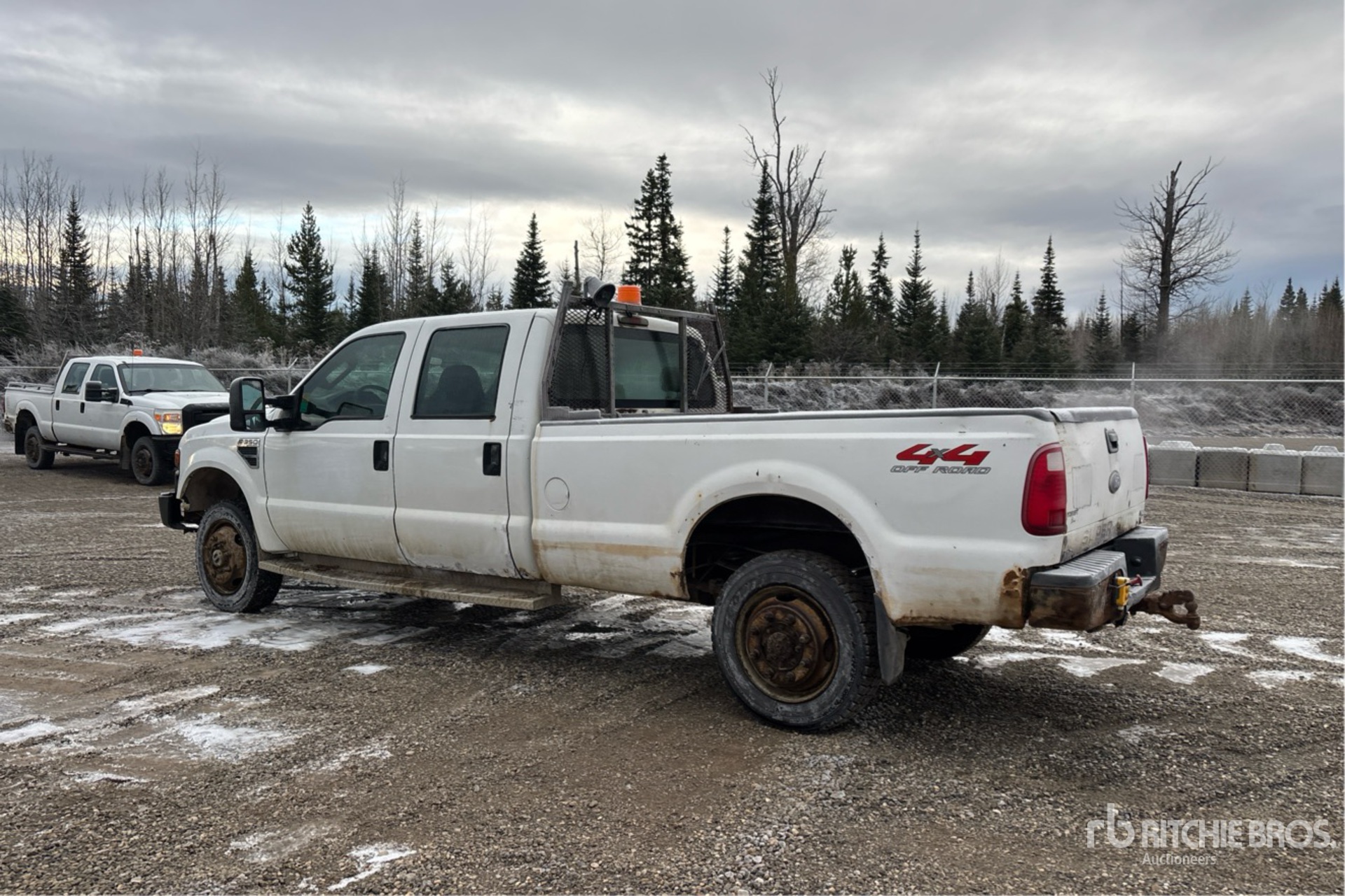 General Appearance with Imagen: esquina trasera izquierda