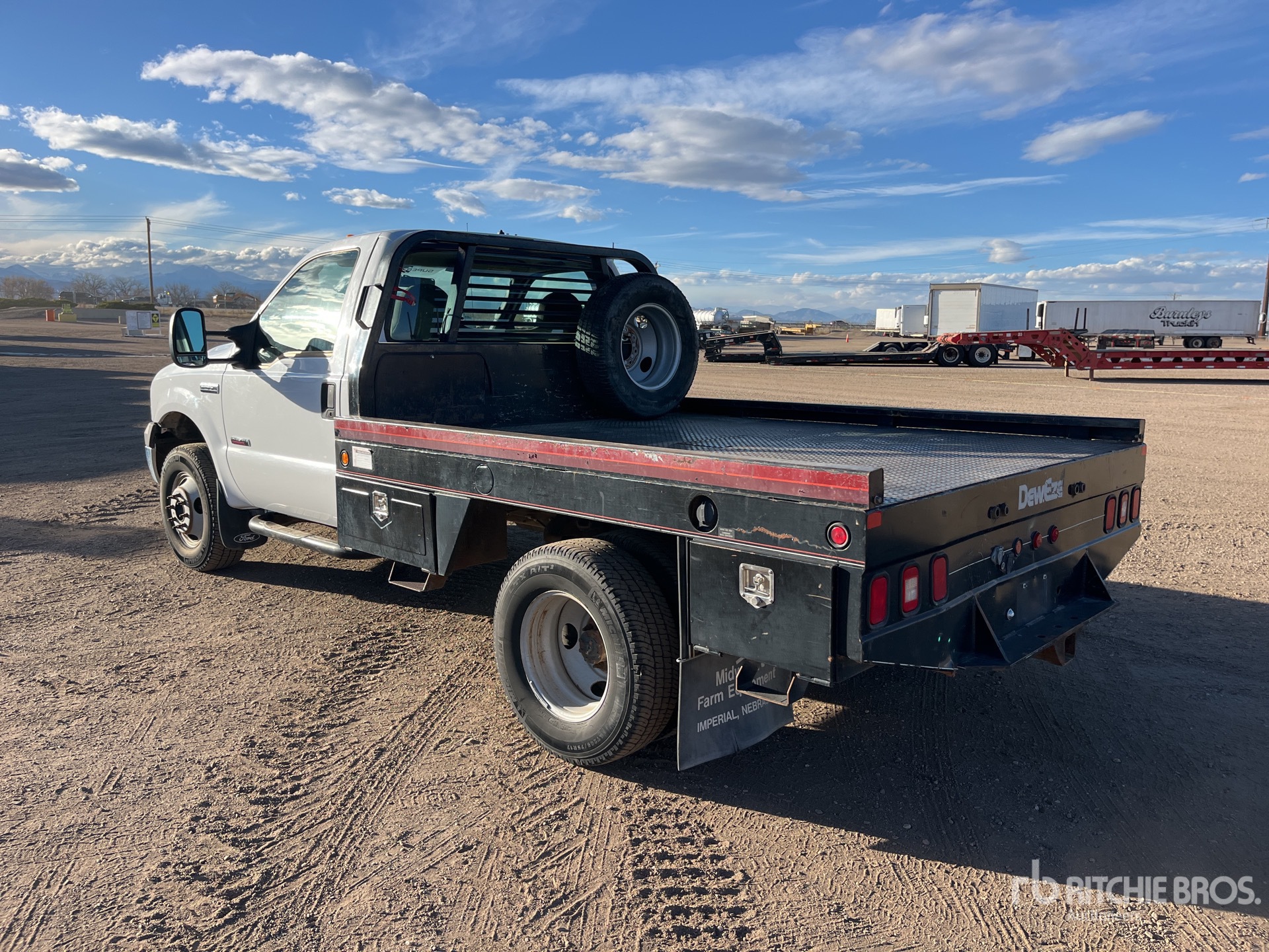 General Appearance with Imagen: esquina trasera izquierda