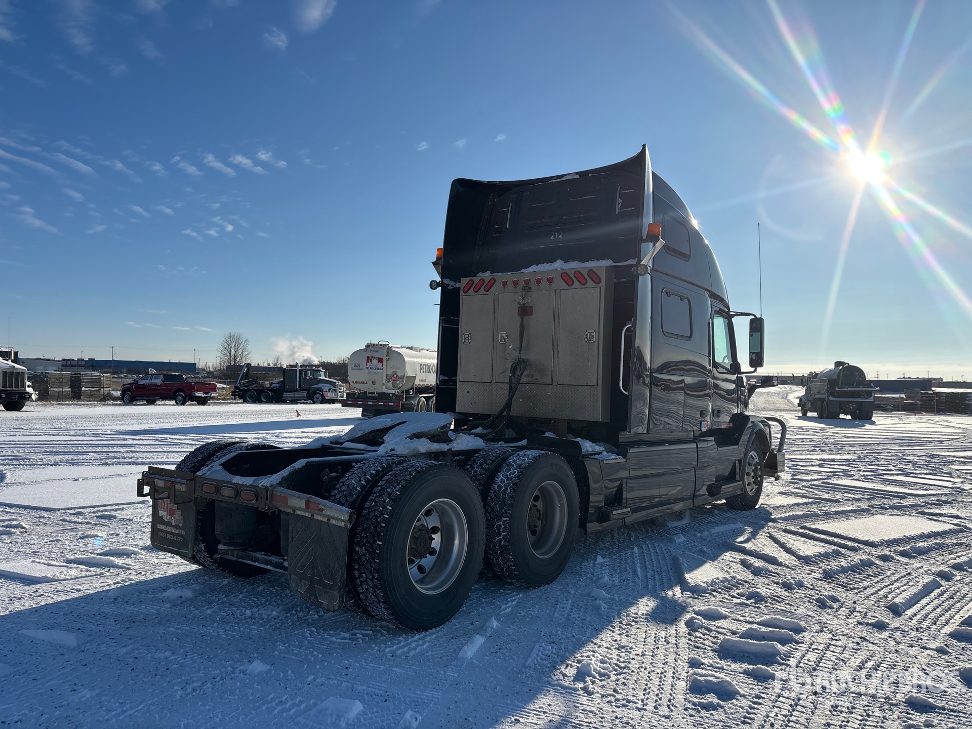 General Appearance with Picture, Right Rear Corner