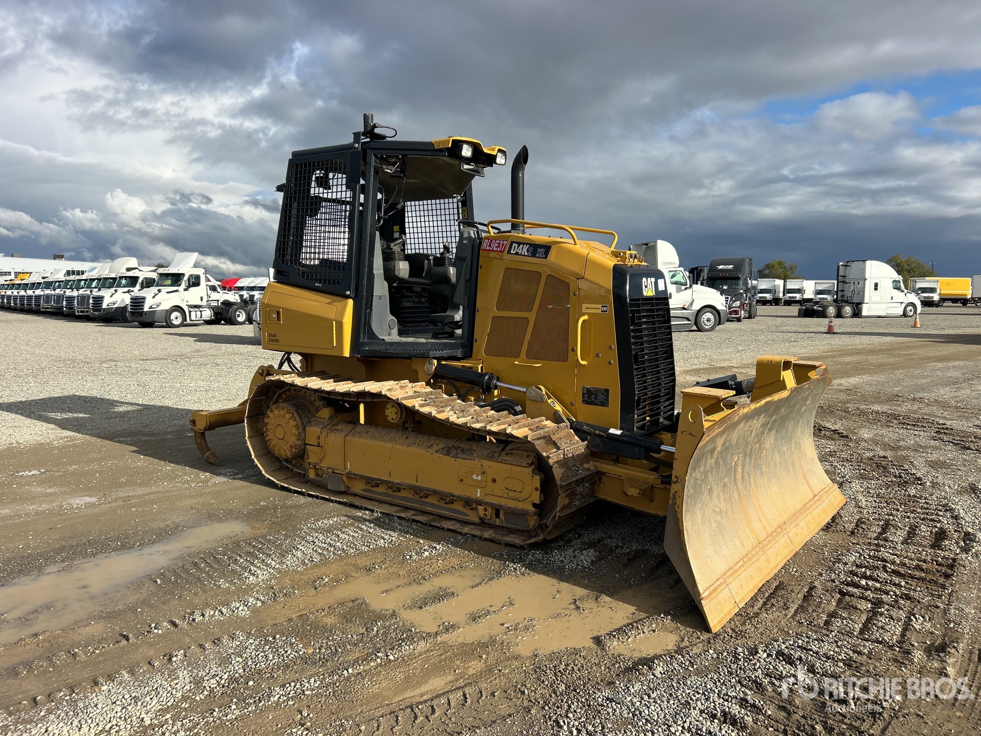 Aspect général with Image, coin avant droit