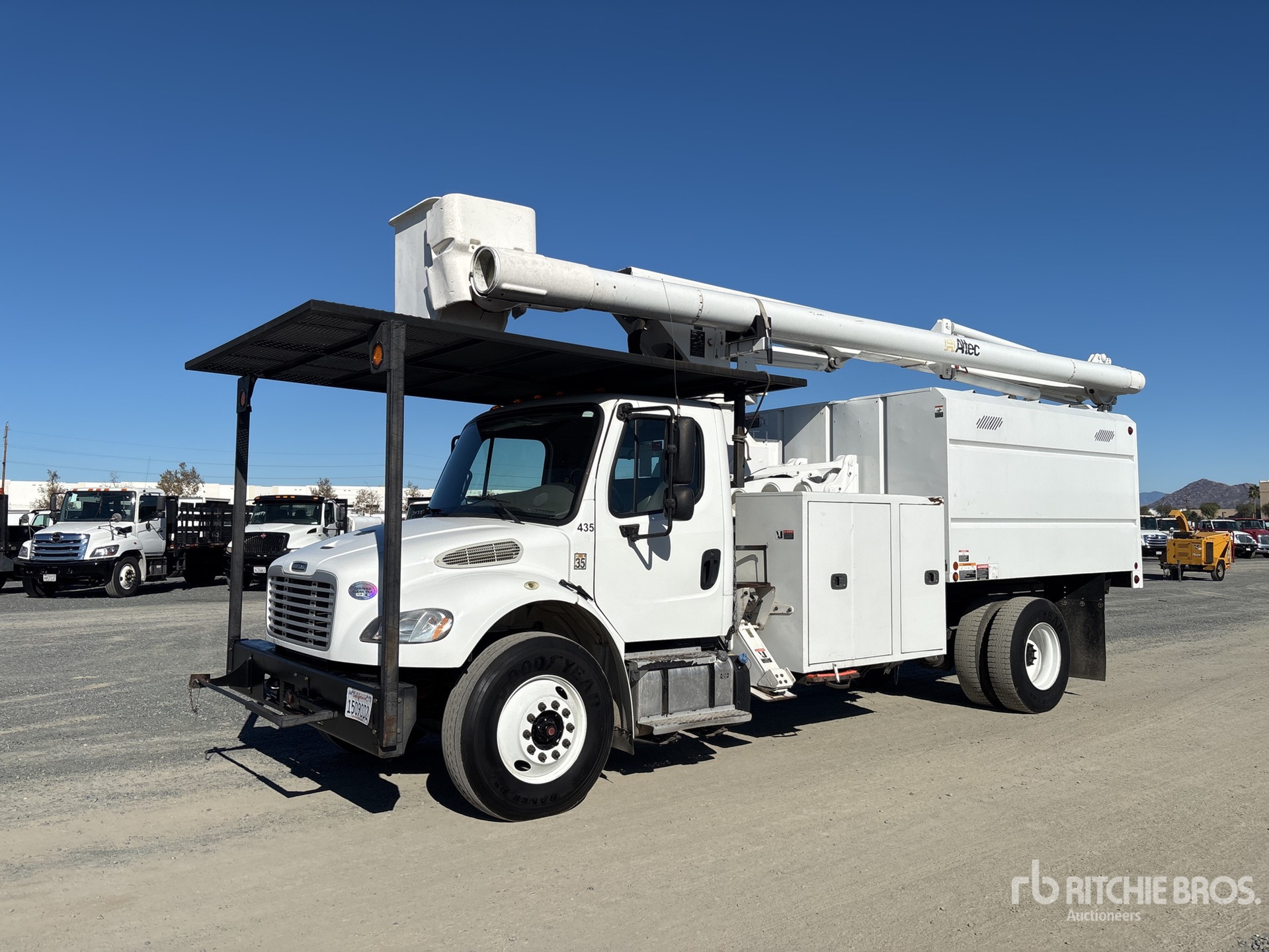 General Appearance with Featured Photo