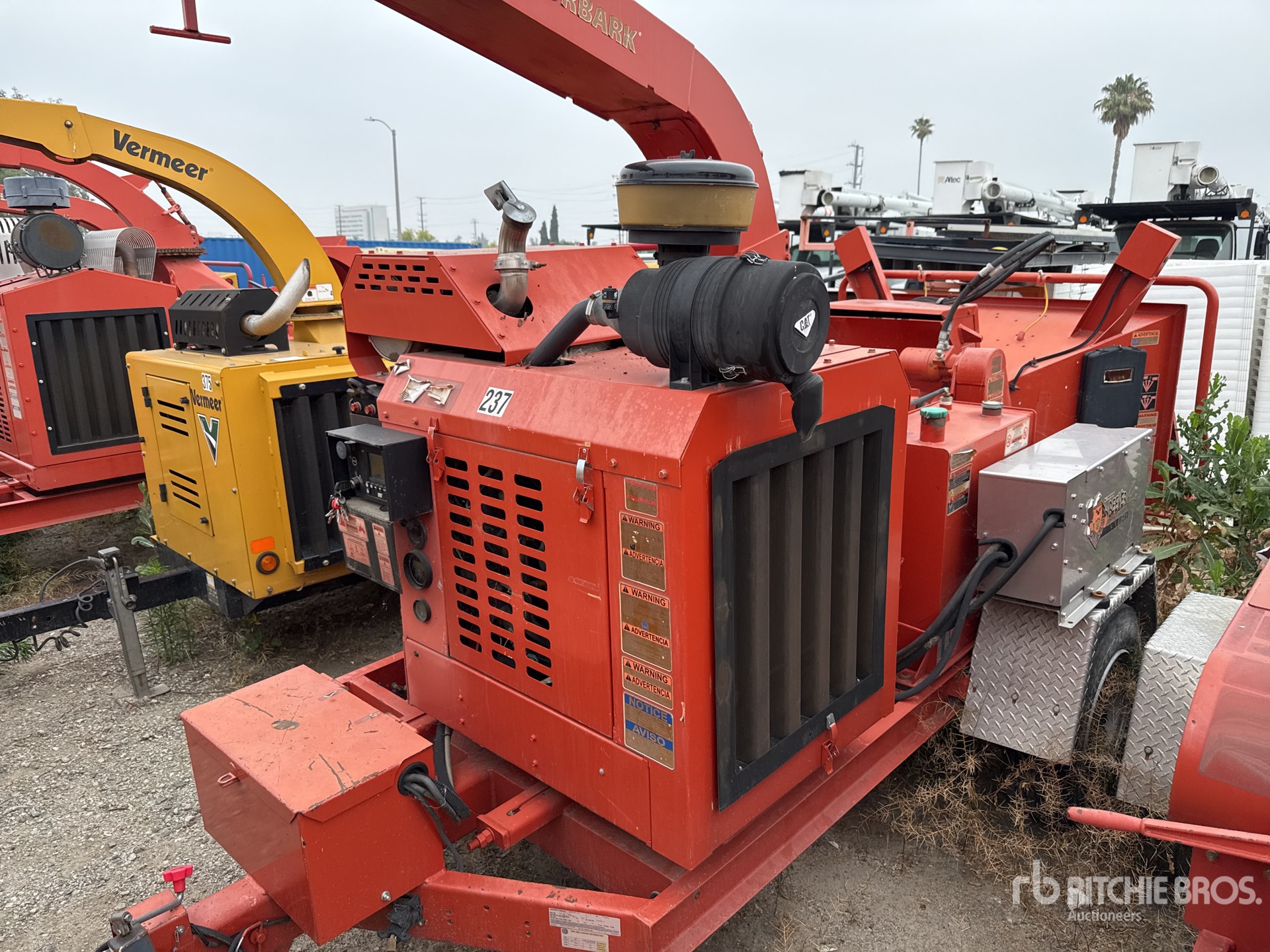 General Appearance with Featured Photo