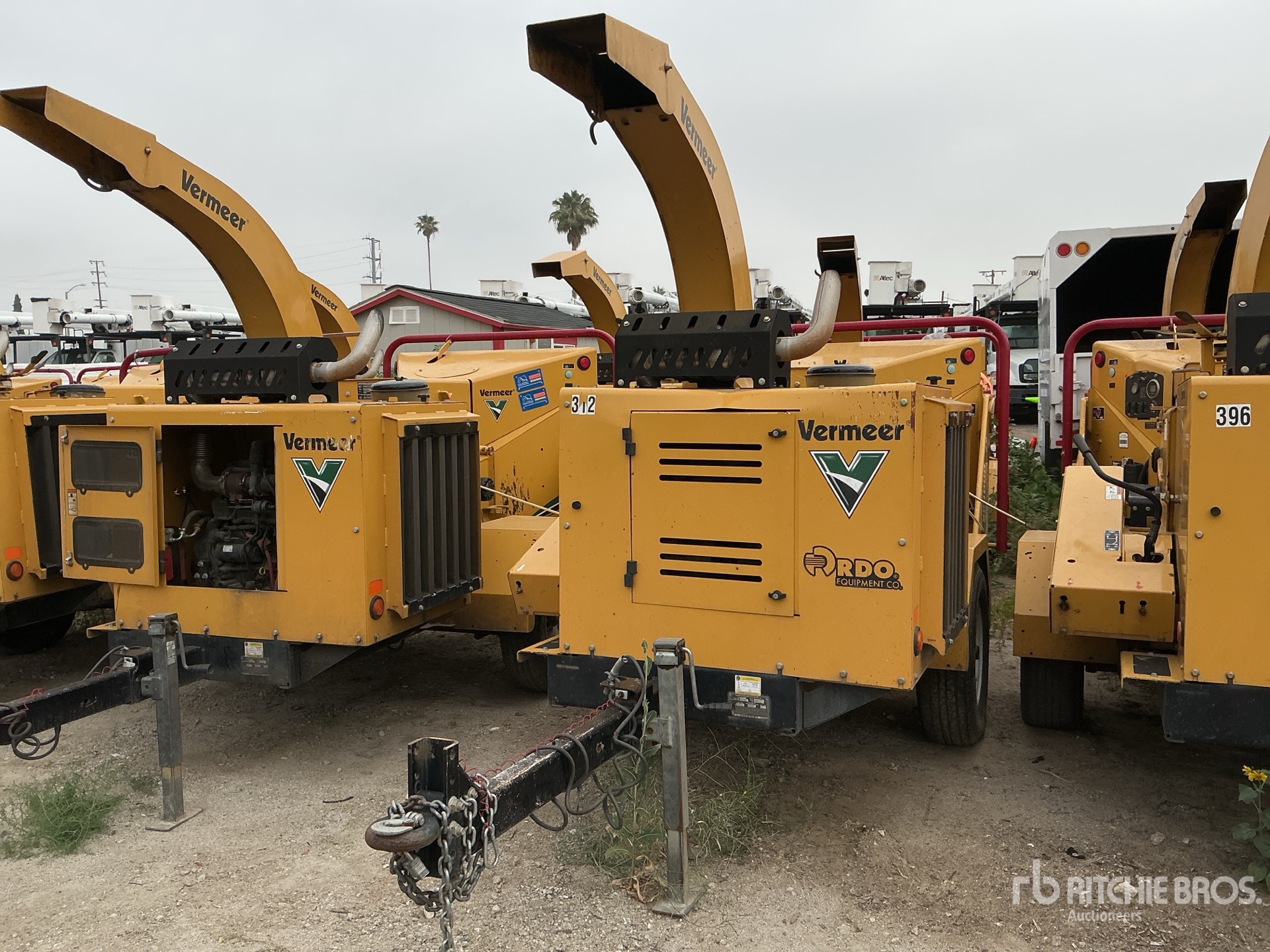 General Appearance with Featured Photo