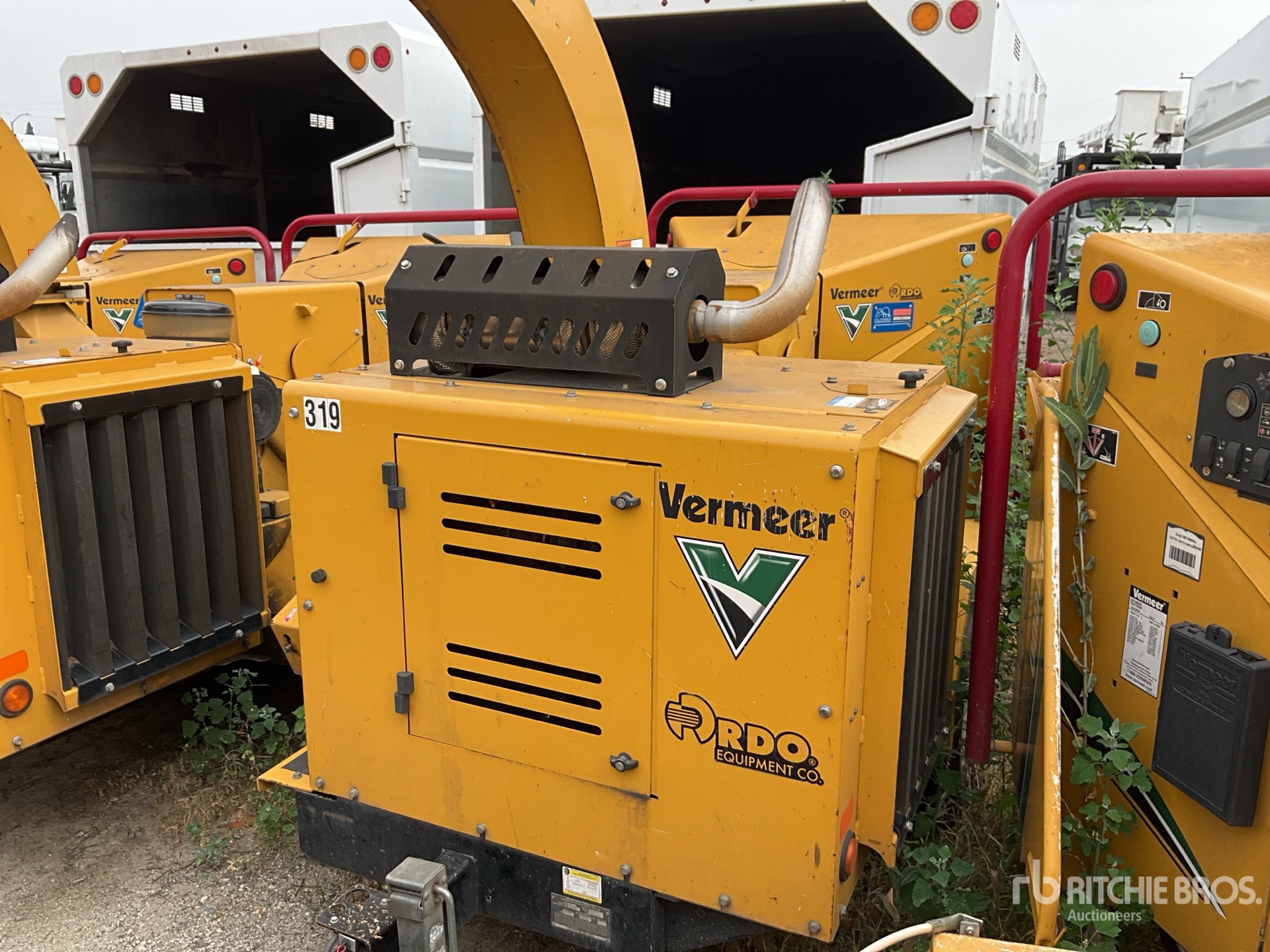 General Appearance with Featured Photo