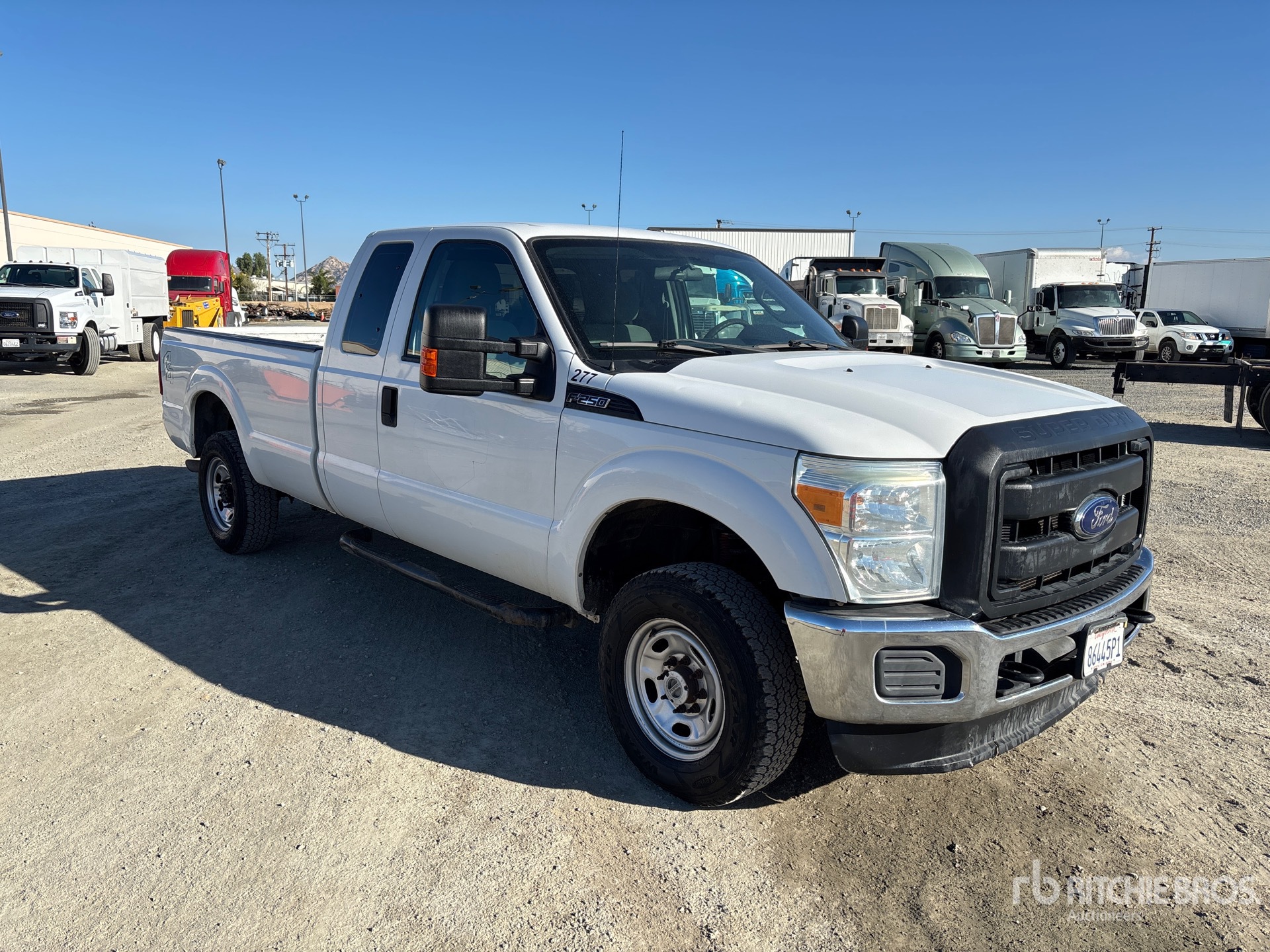 General Appearance with Foto, angolo anteriore destro