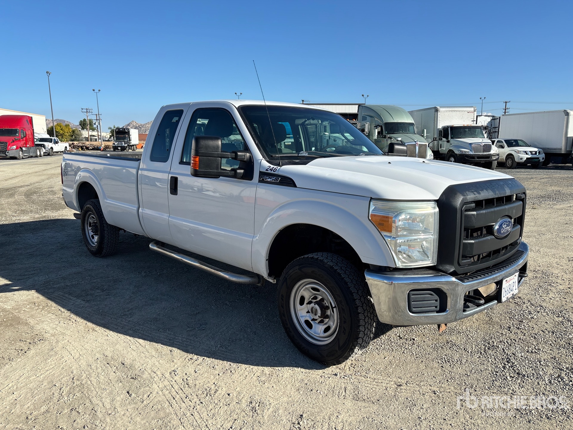 General Appearance with Foto, angolo anteriore destro