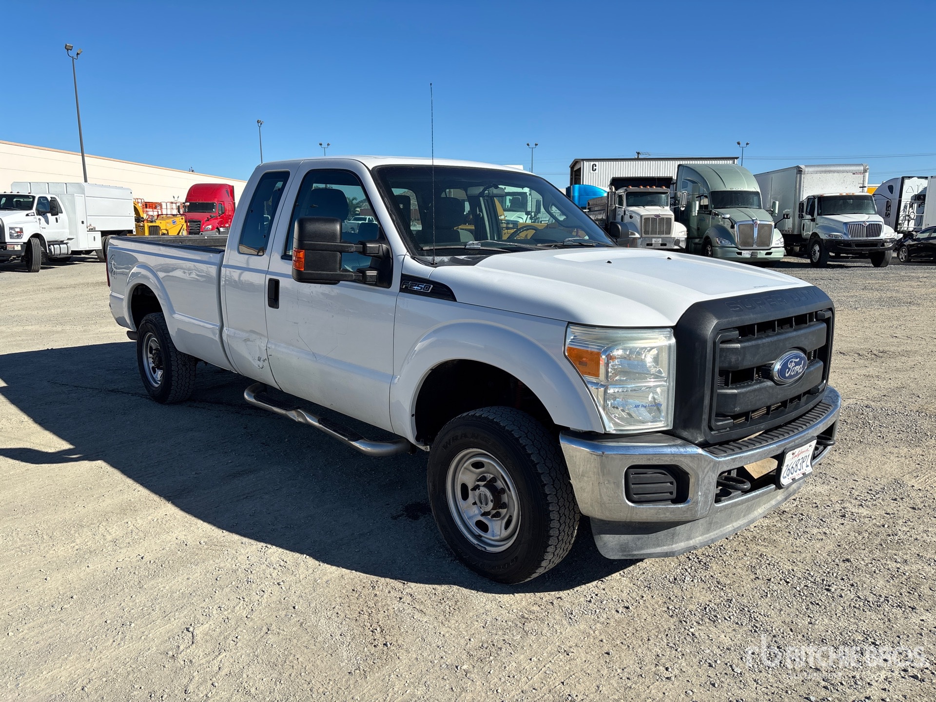 General Appearance with Foto, angolo anteriore destro