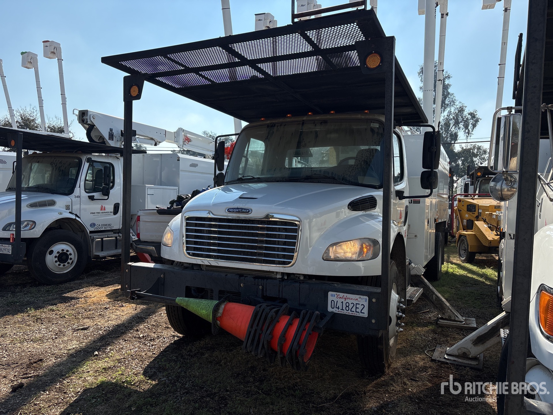 General Appearance with Featured Photo