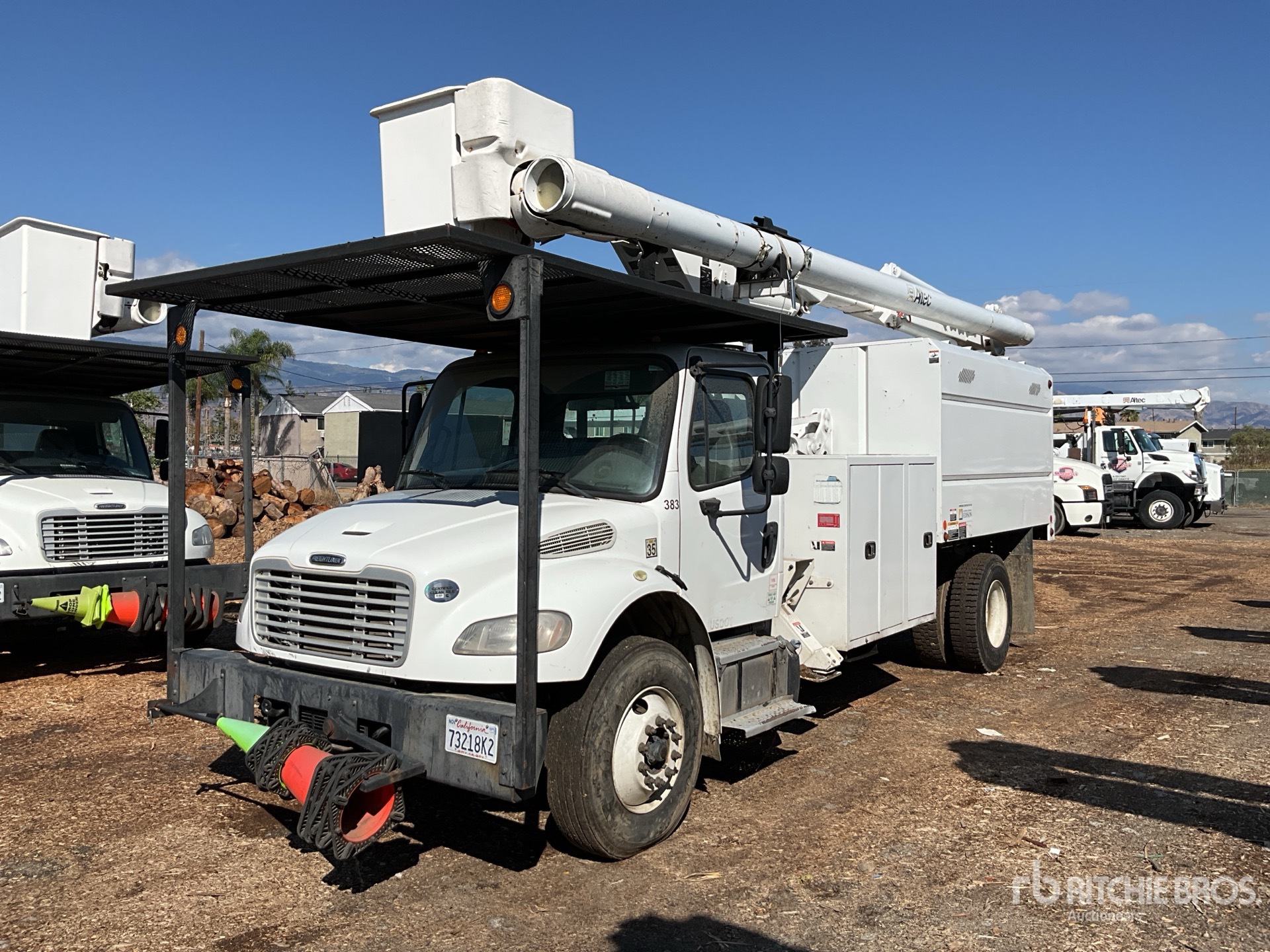 General Appearance with Featured Photo