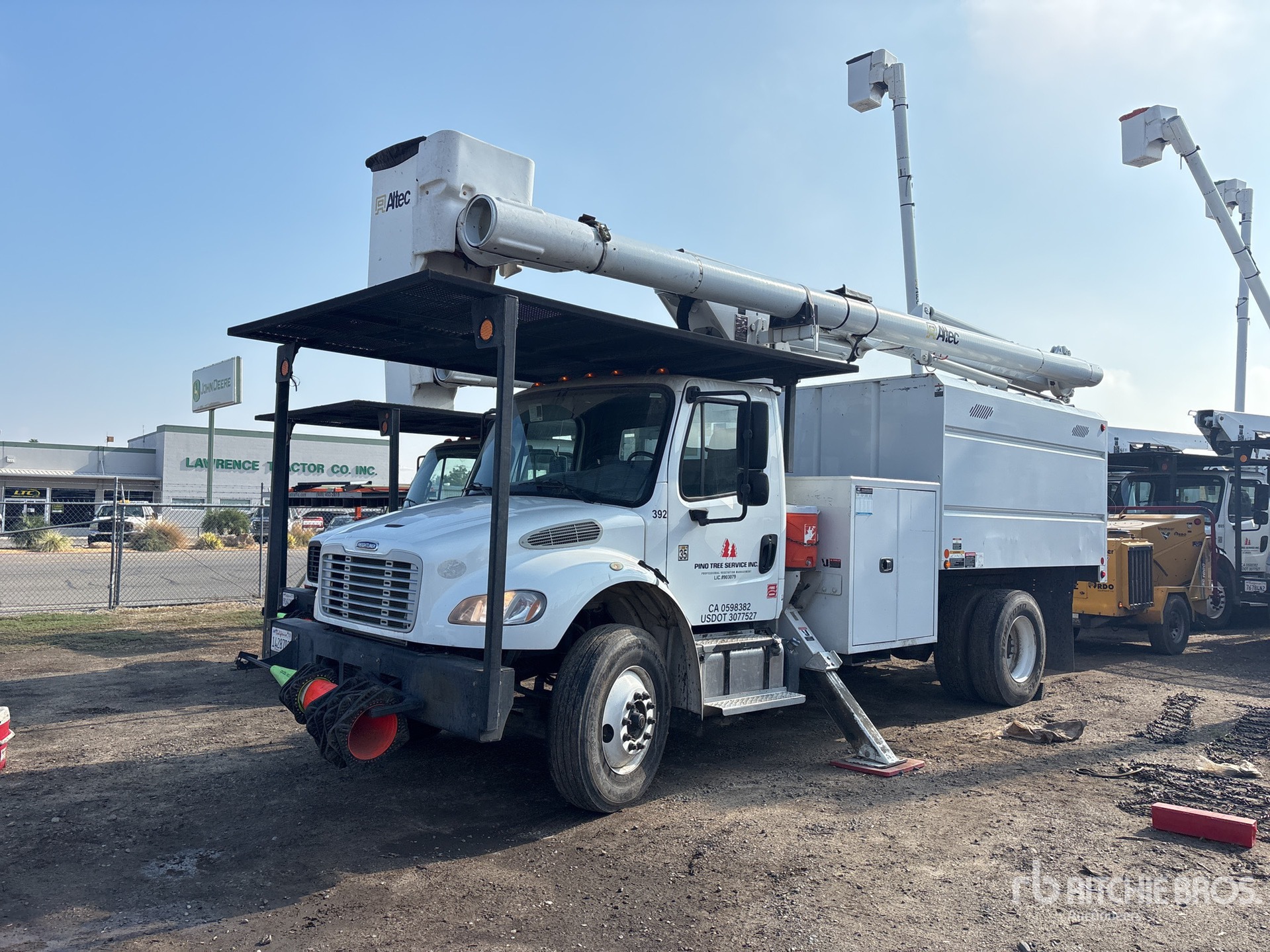 General Appearance with Featured Photo