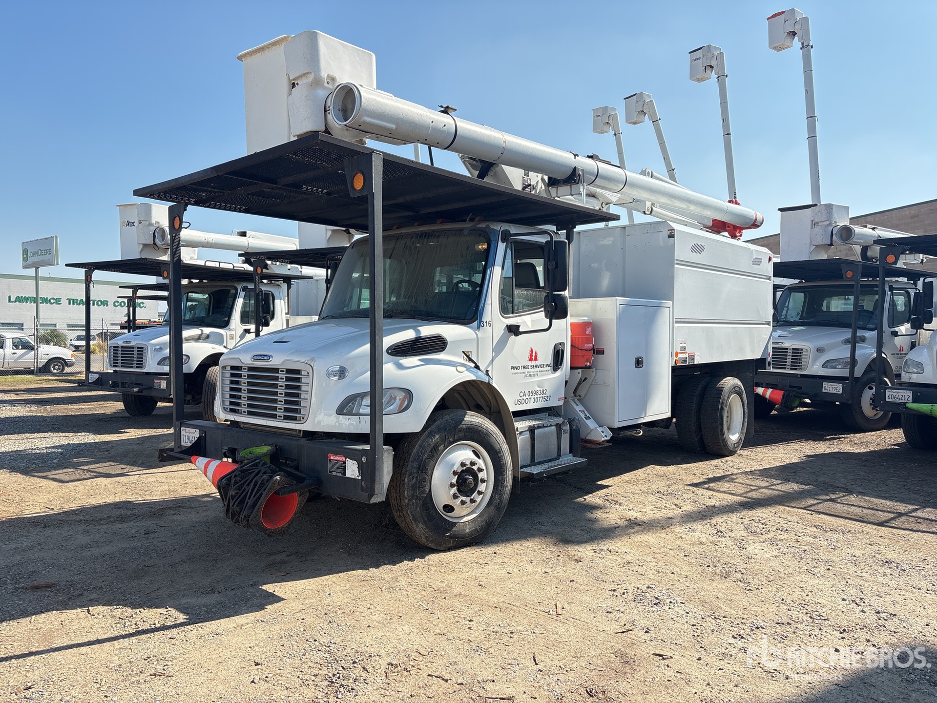 General Appearance with Featured Photo