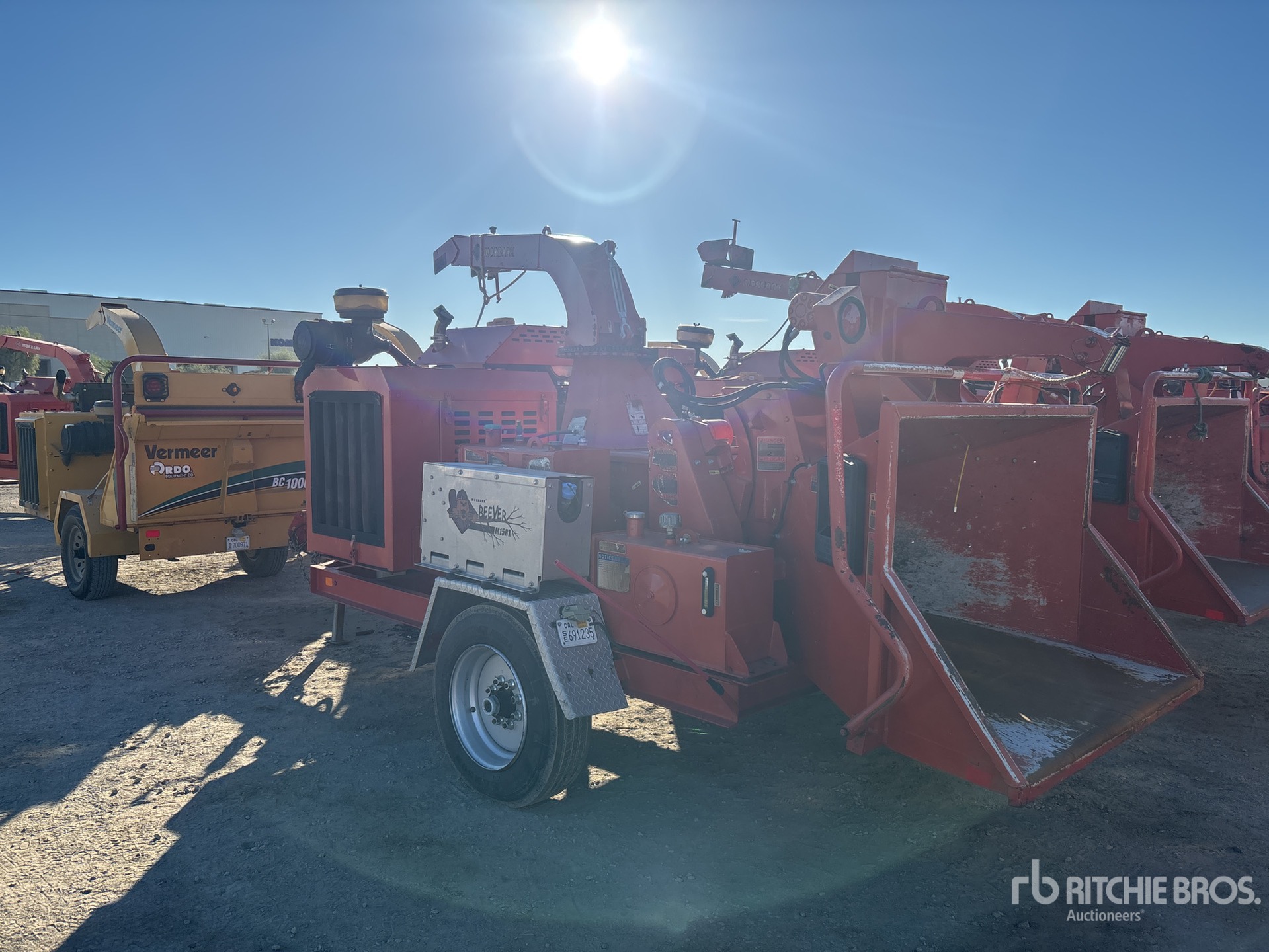 General Appearance with Foto, angolo posteriore sinistro