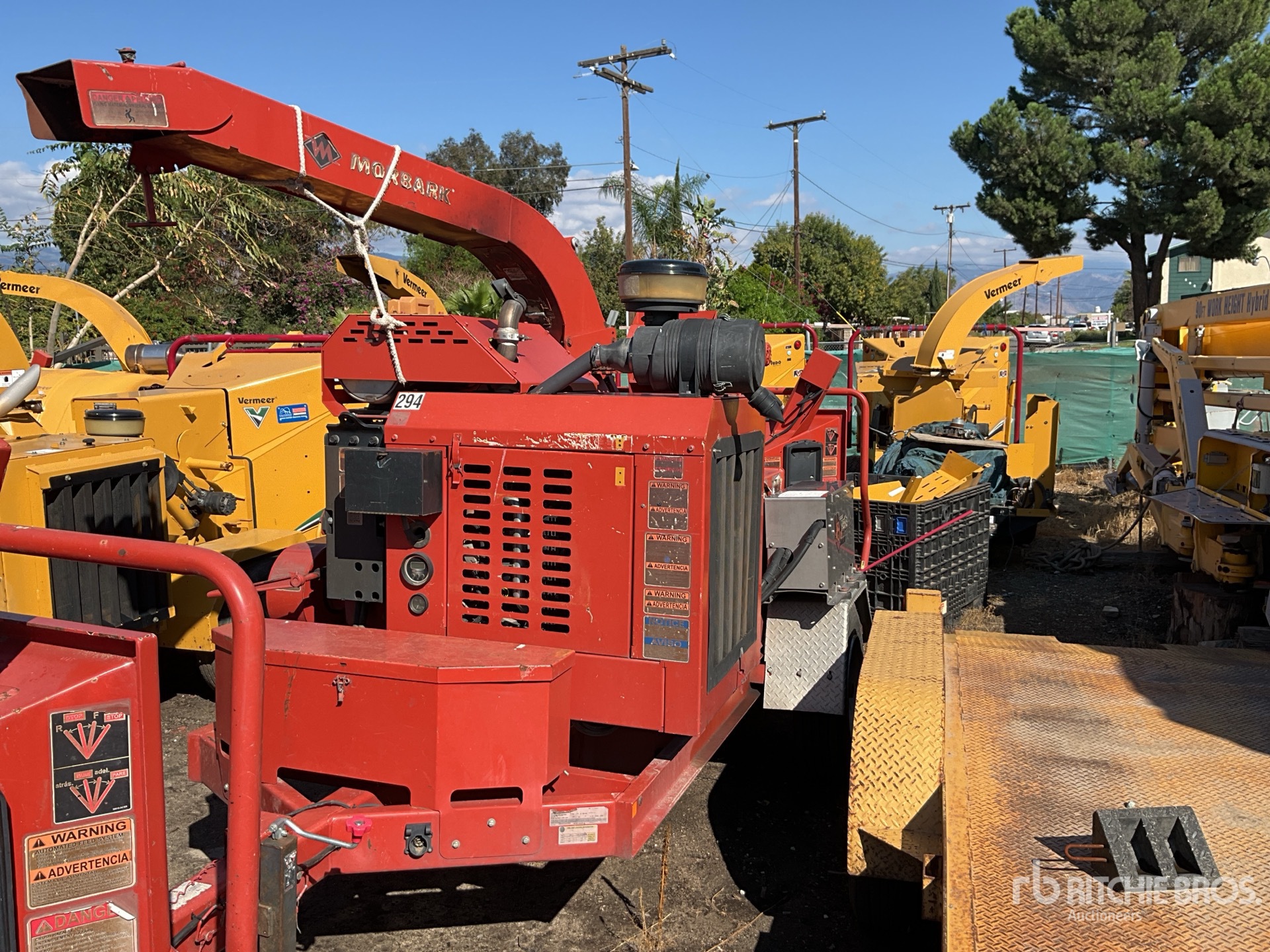 General Appearance with Featured Photo