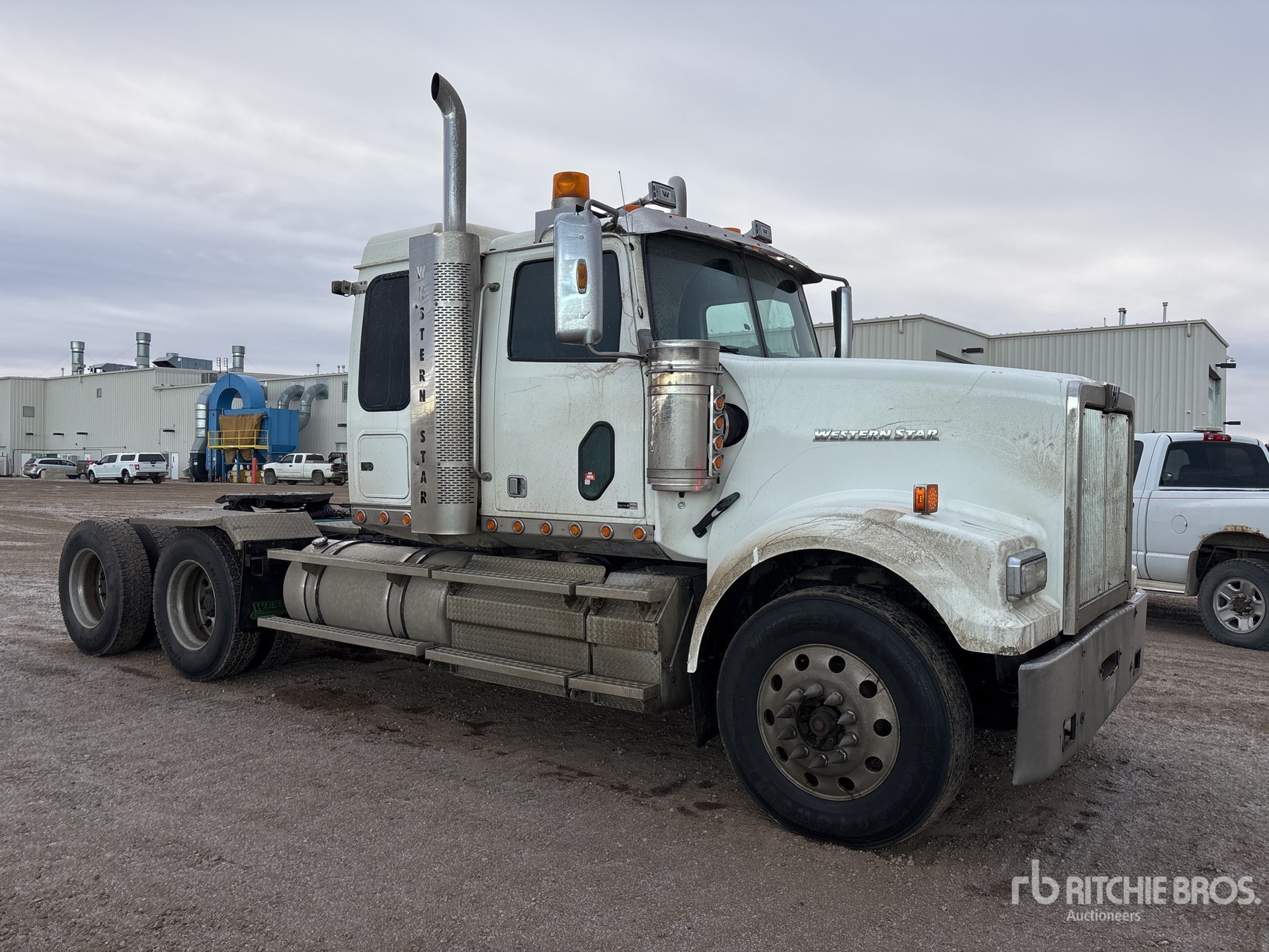 General Appearance with Imagen: esquina delantera derecha