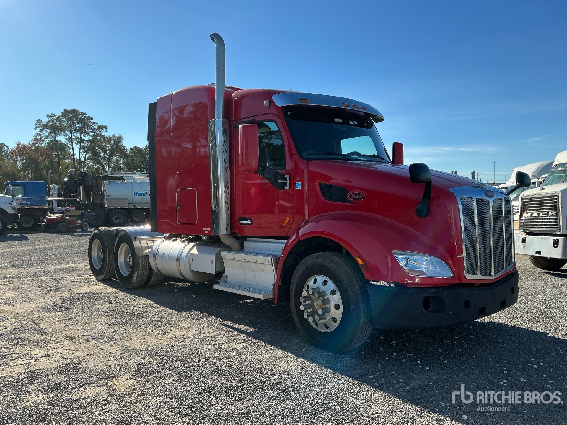 General Appearance with Image, coin avant droit