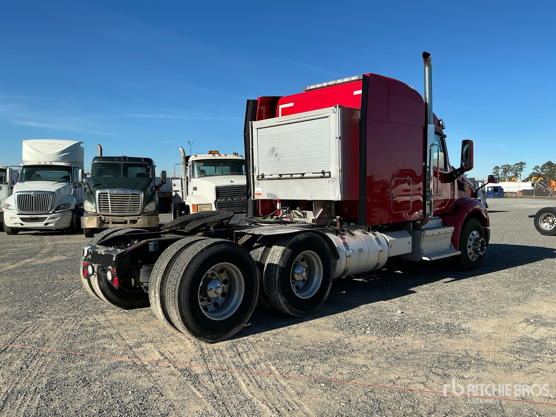 General Appearance with Image, coin arrière droit