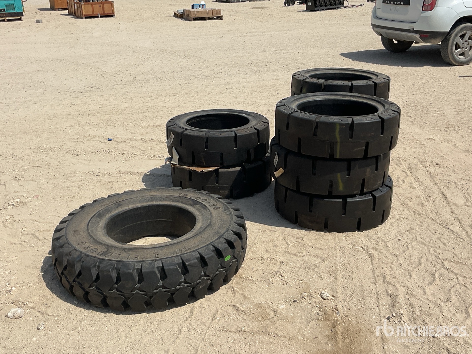 General Appearance with Bild, Ecke hinten rechts