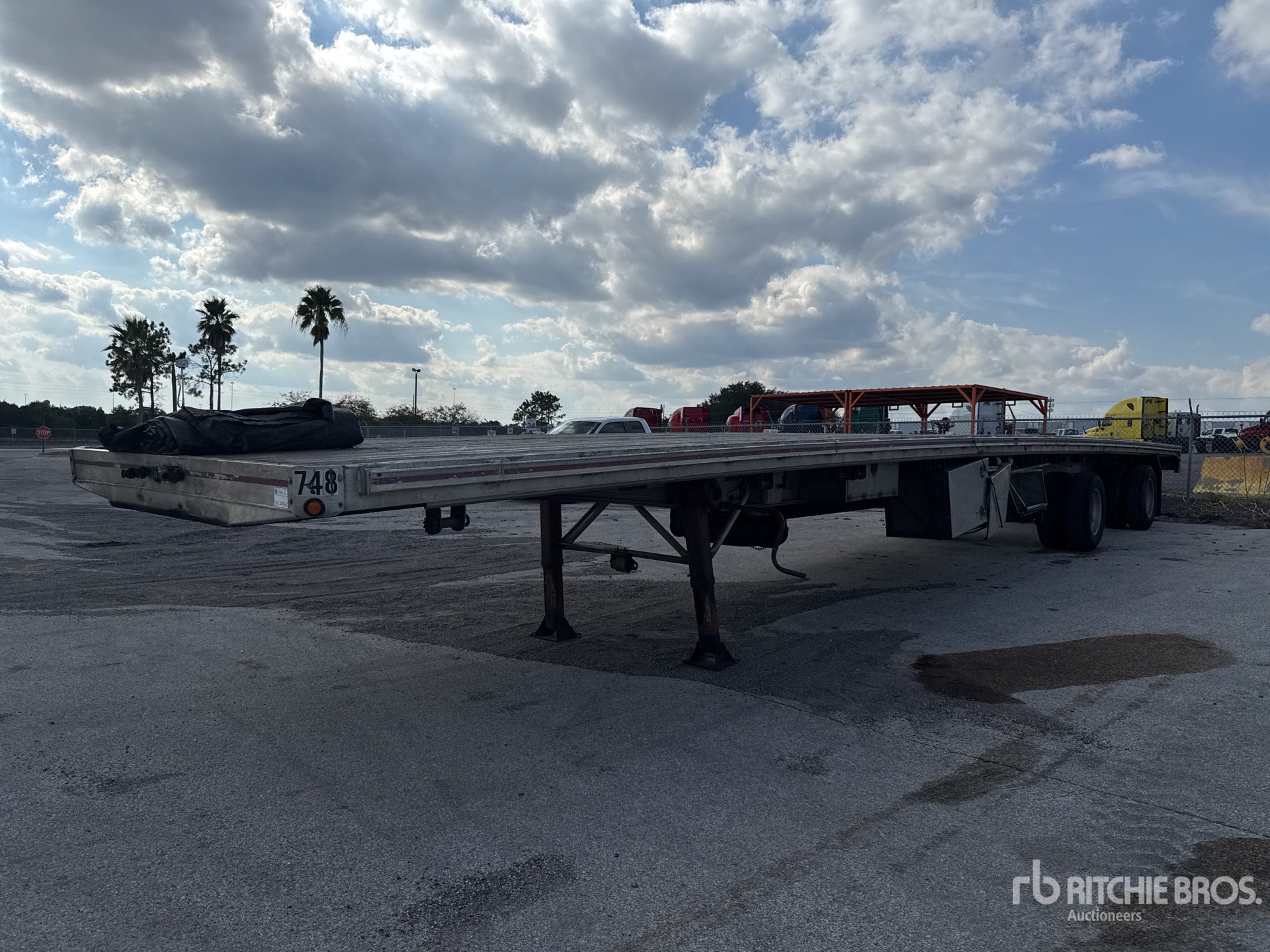 General Appearance with Featured Photo