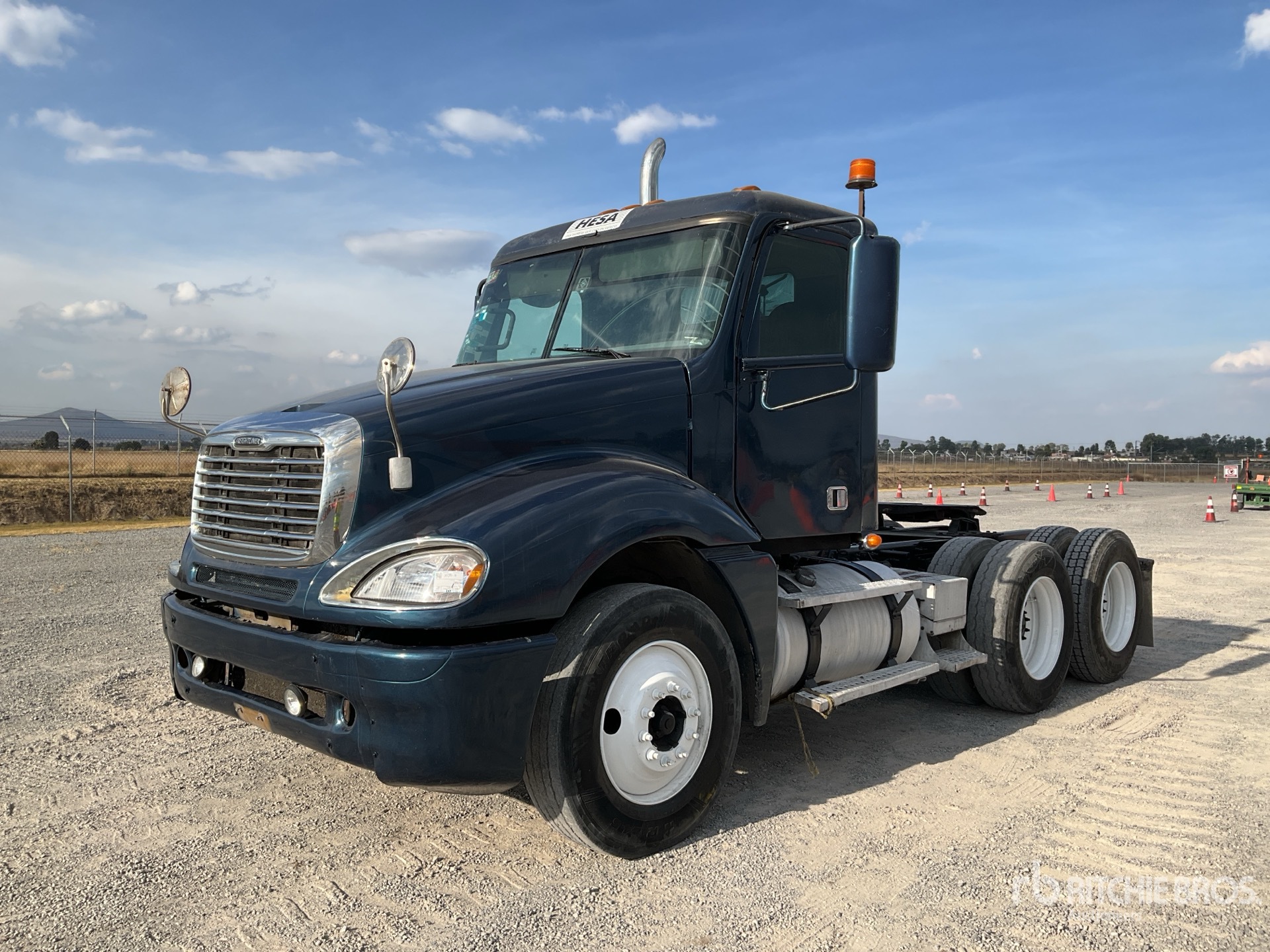 General Appearance with Featured Photo