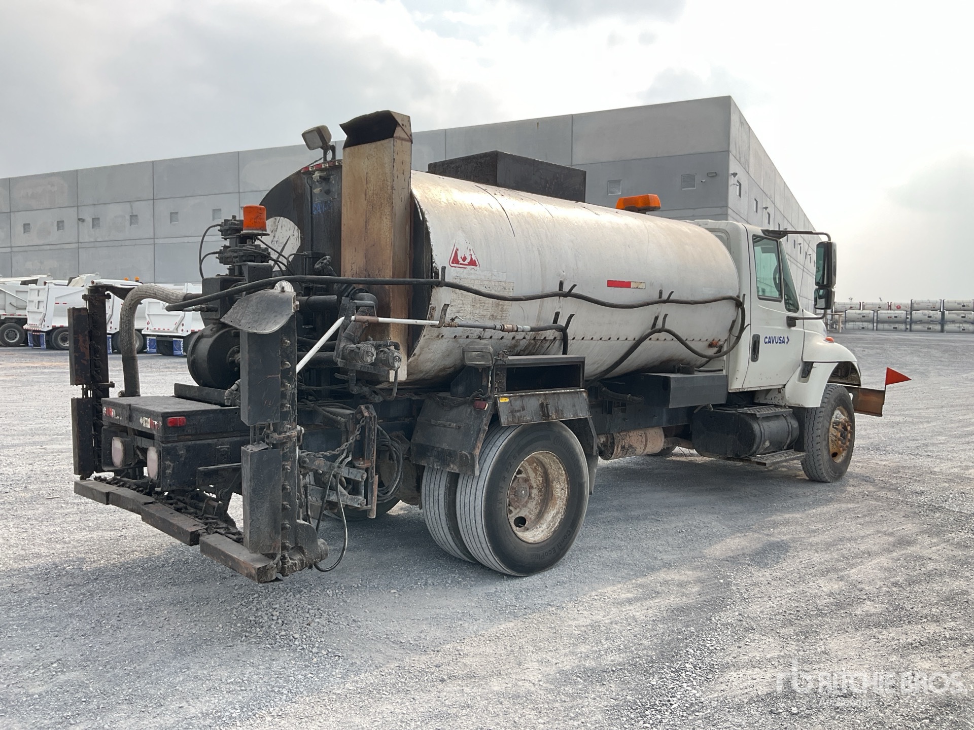 General Appearance with Bild, Ecke hinten rechts