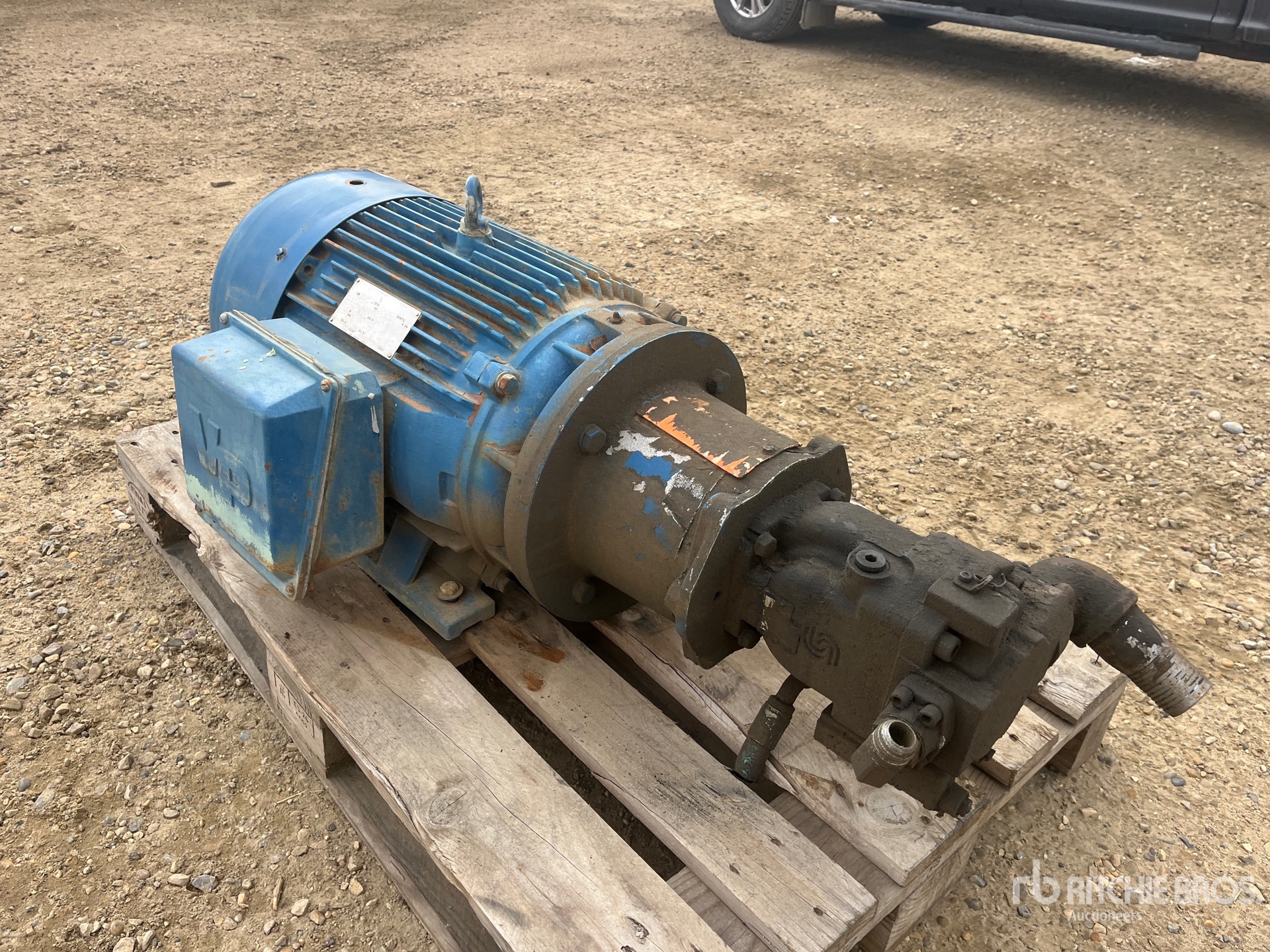 General Appearance with Bild, Ecke hinten rechts