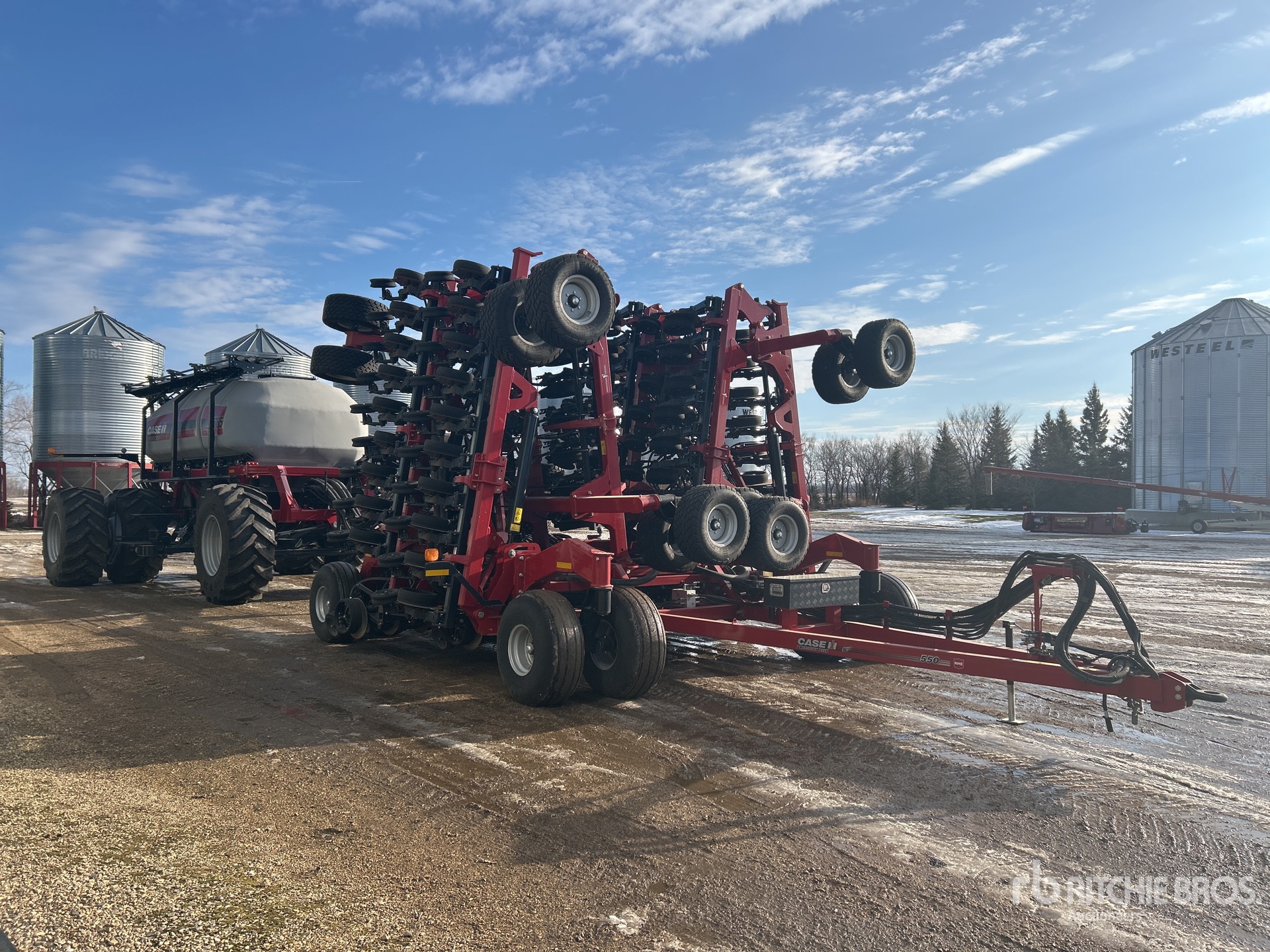 General Appearance with Bild, Ecke vorne rechts