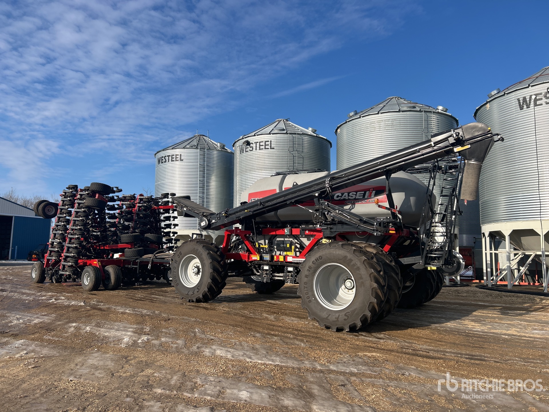 General Appearance with Bild, Ecke hinten links