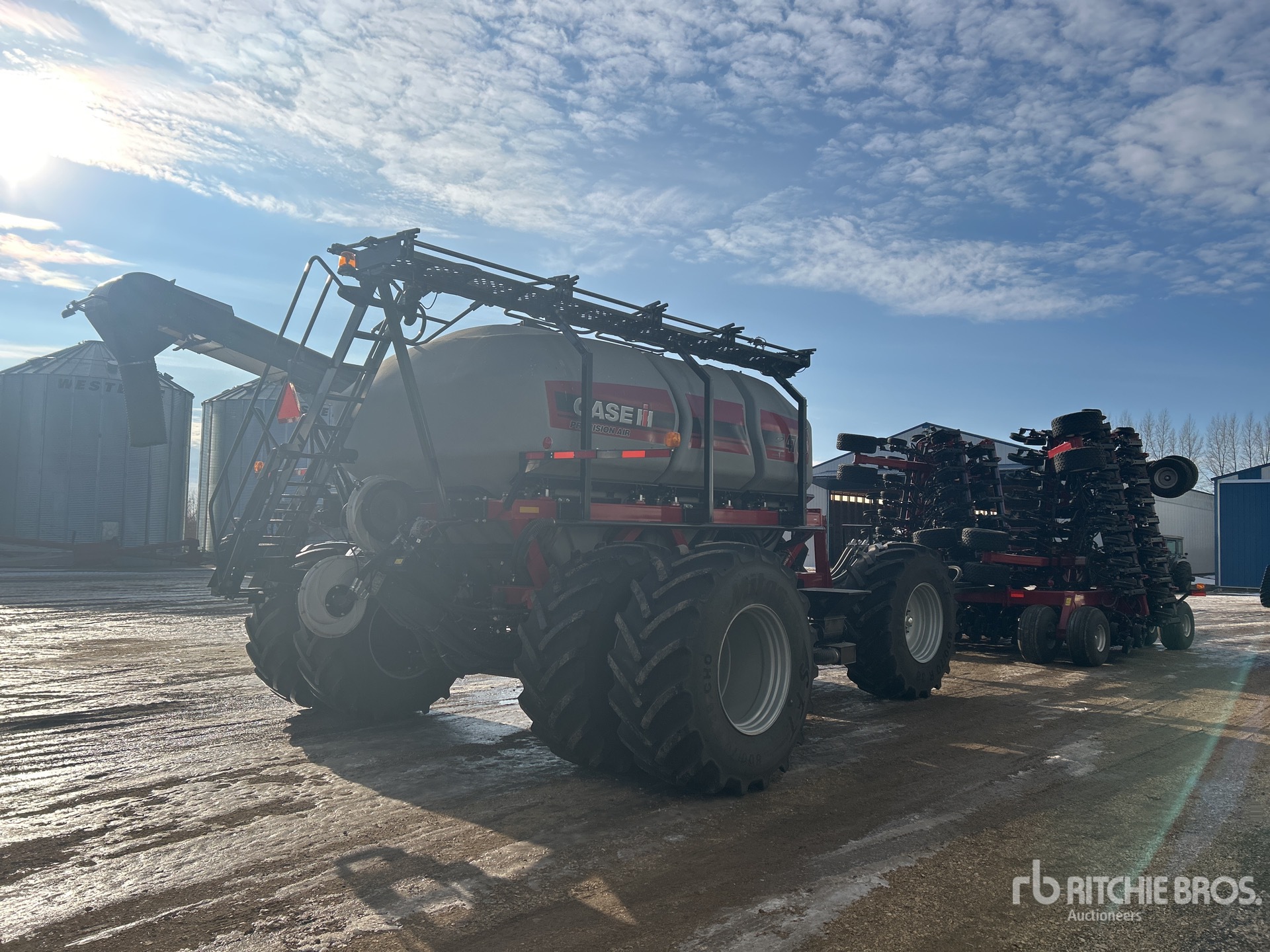 General Appearance with Bild, Ecke hinten rechts